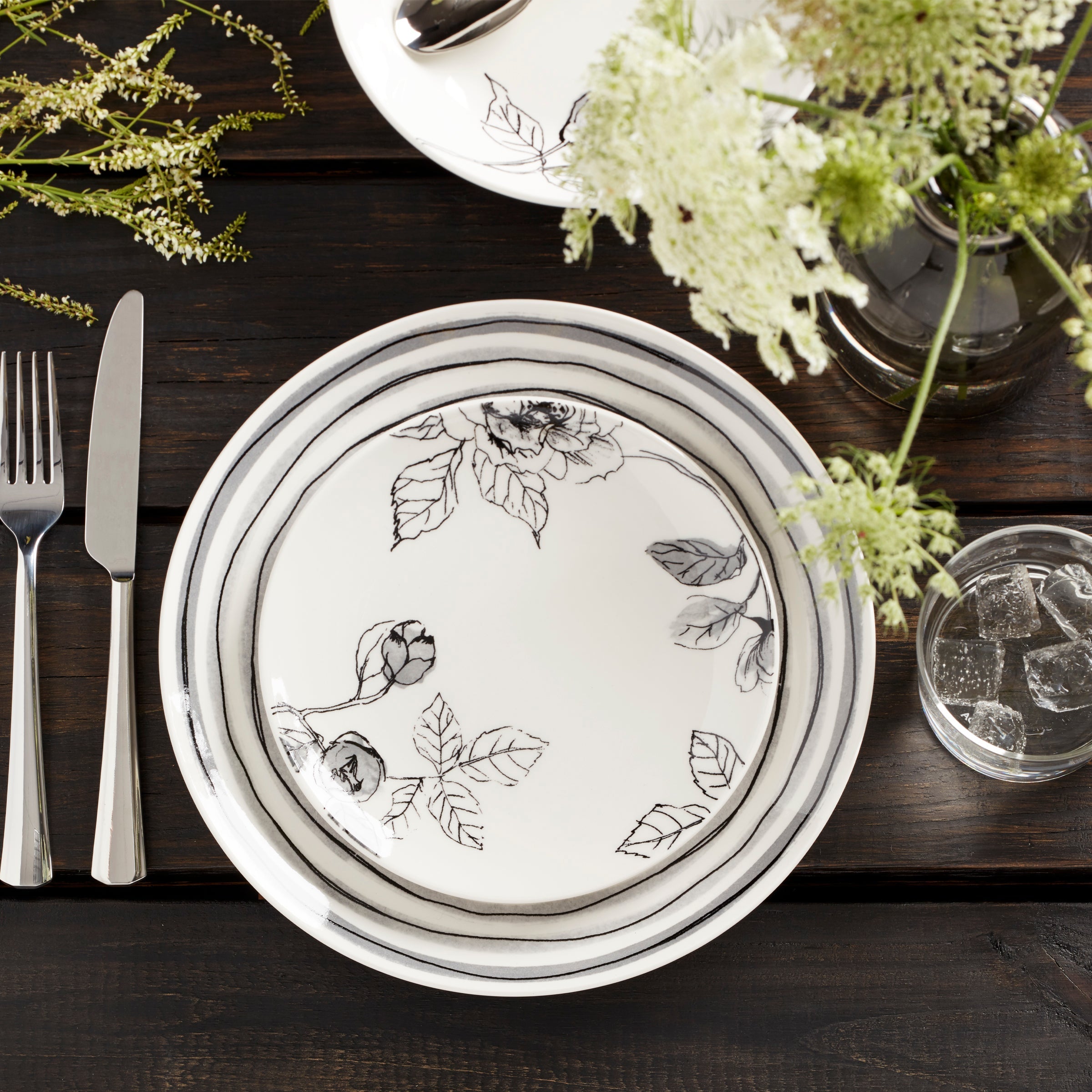 IDÉE セラミックリーフレットプレート Sketchbook 12-Piece Dinnerware Set – Lenox Corporation