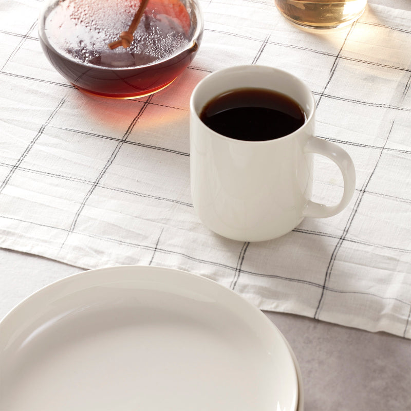 24 Seven White Mugs, Set of 4