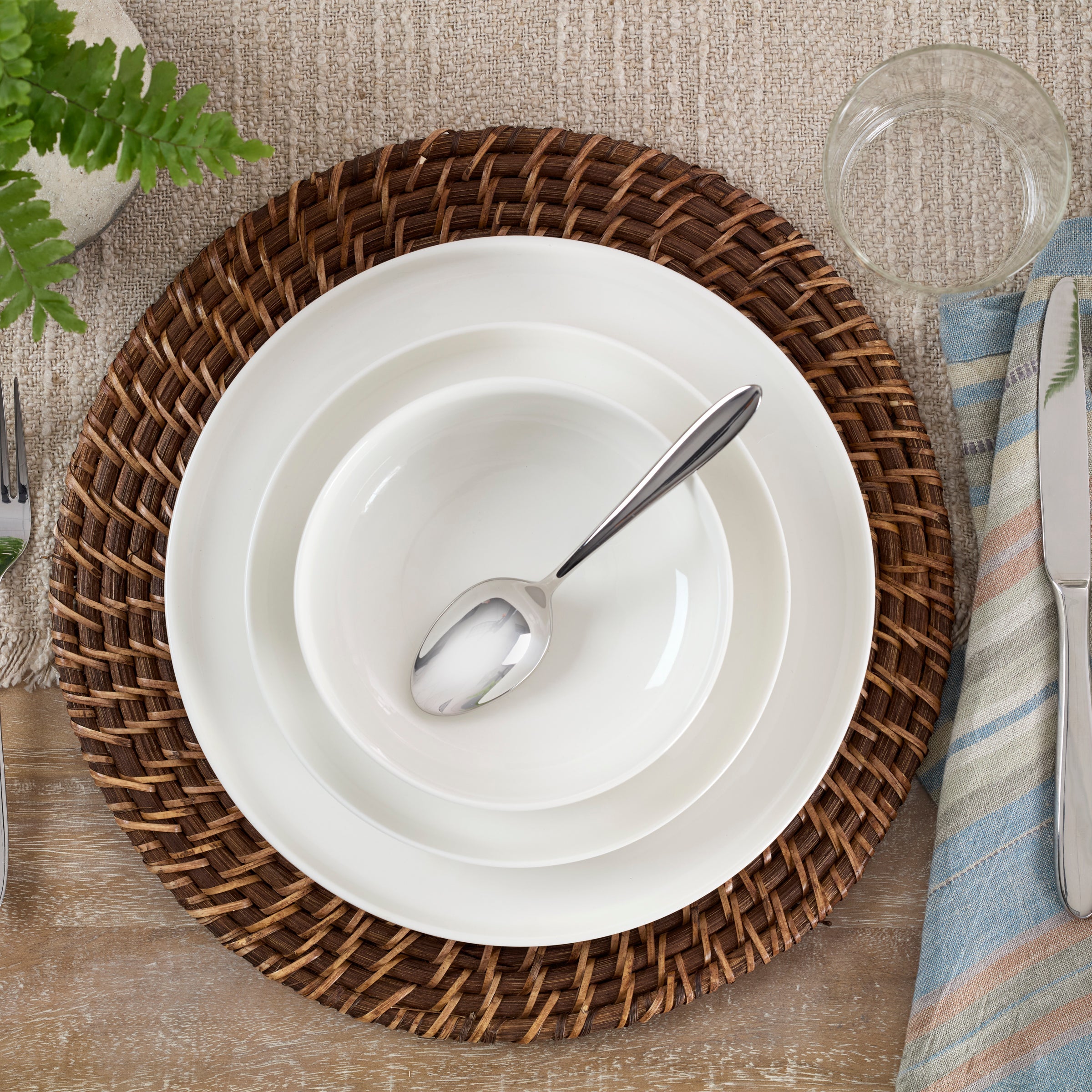 24 Seven White 12-Piece Dinnerware Set – Lenox Corporation