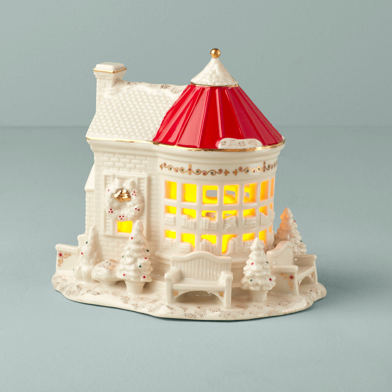 Mistletoe Park Light-Up Book Store