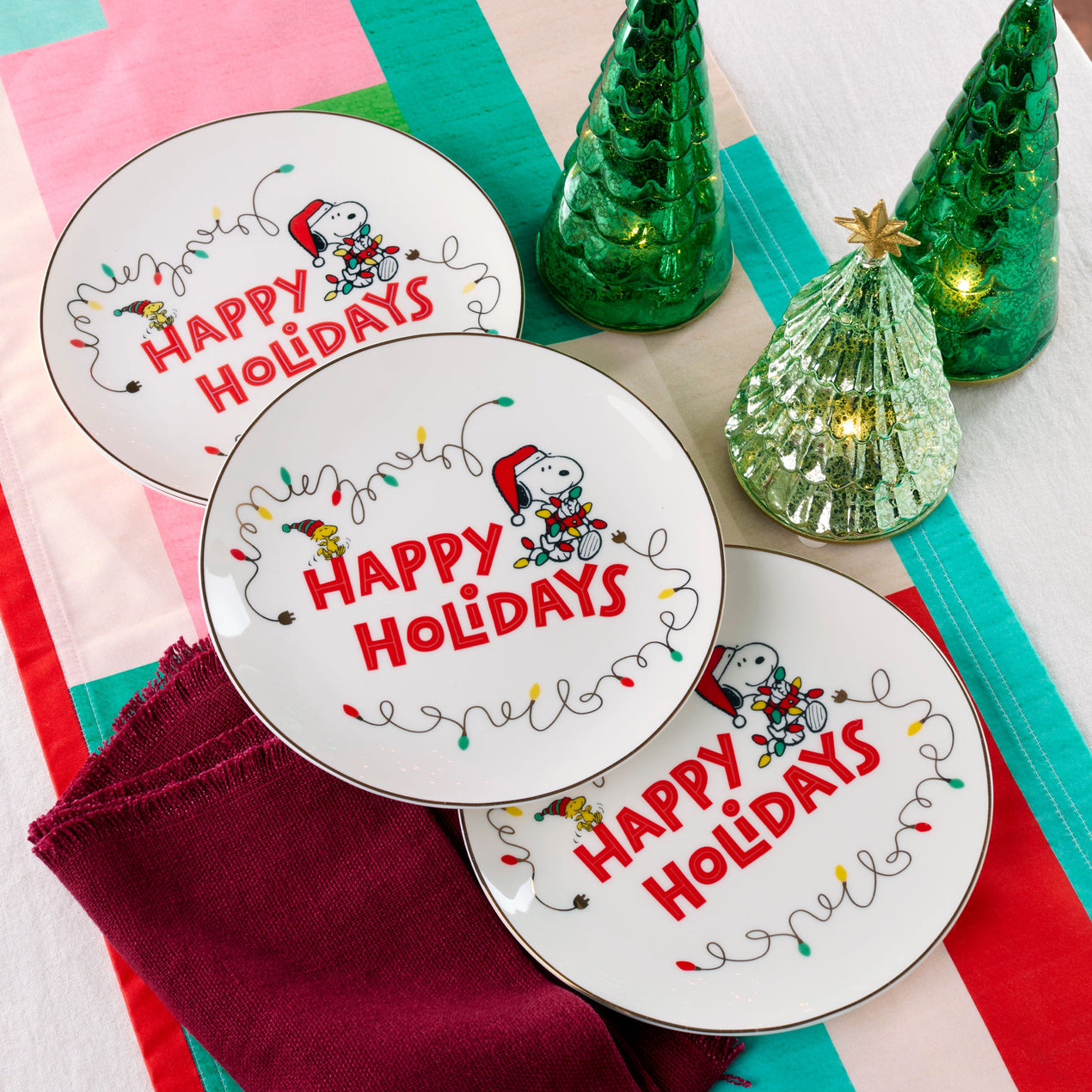 Snoopy Christmas Accent Plates, Set of 4