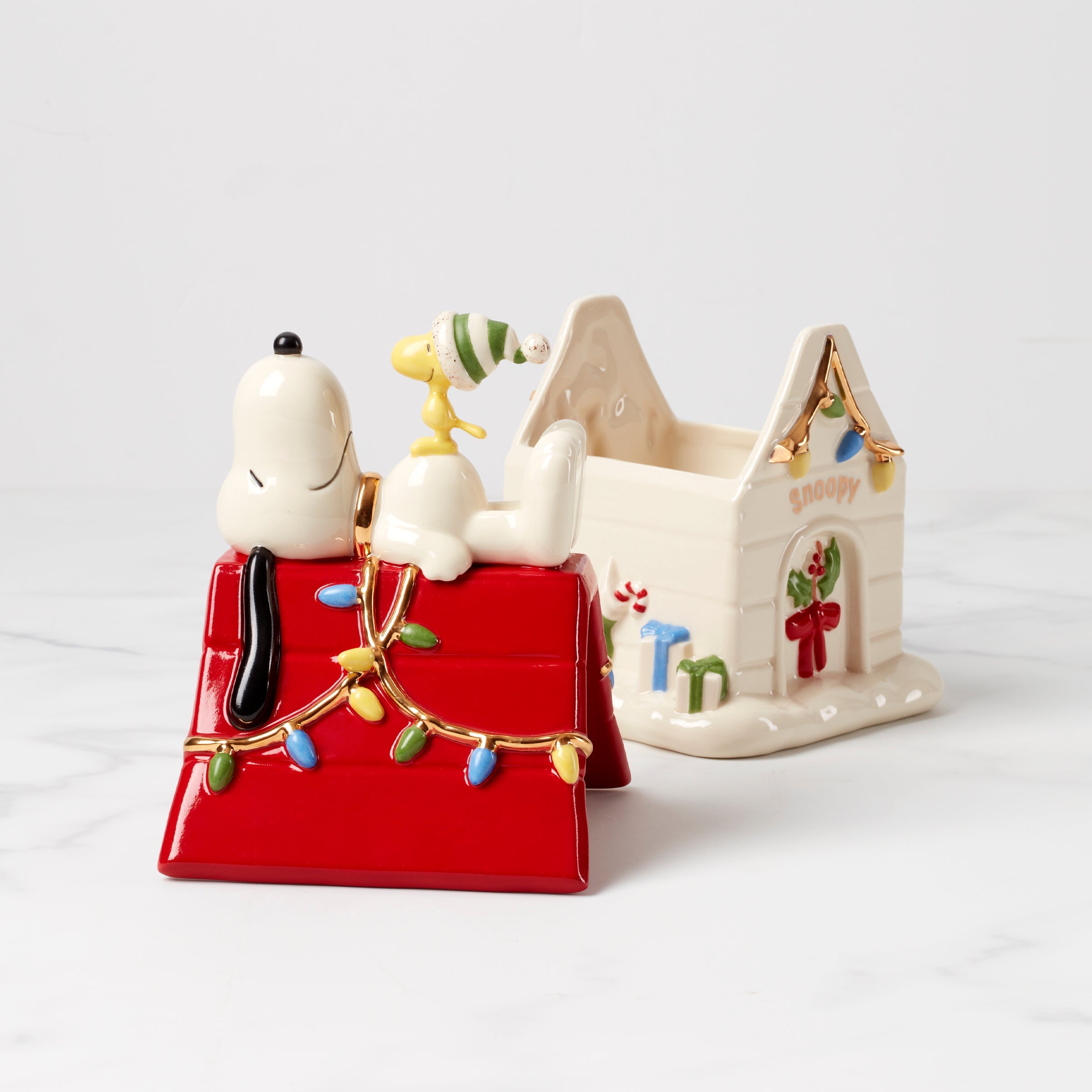 レア❗️Lenox スヌーピ　クリスマス　陶器製 SNOOPY Lenox Snoopy & Woodstock Figural Covered Candy Jar - Macy's