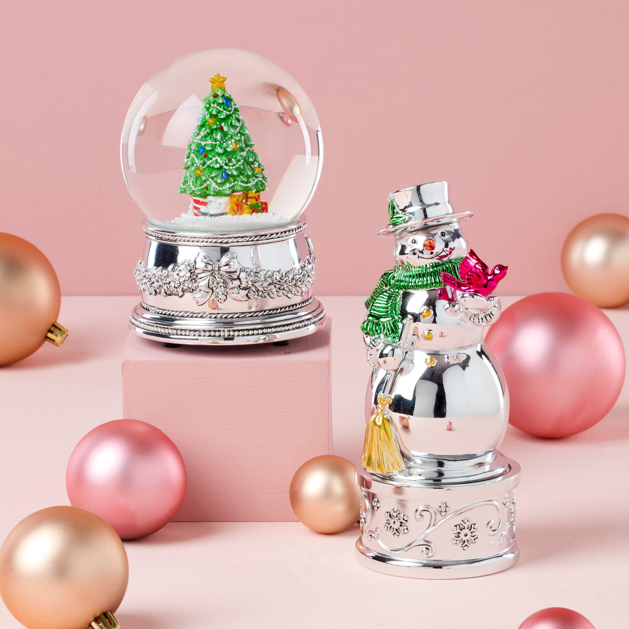 Christmas Tree Musical Snow Globe Lenox Corporation