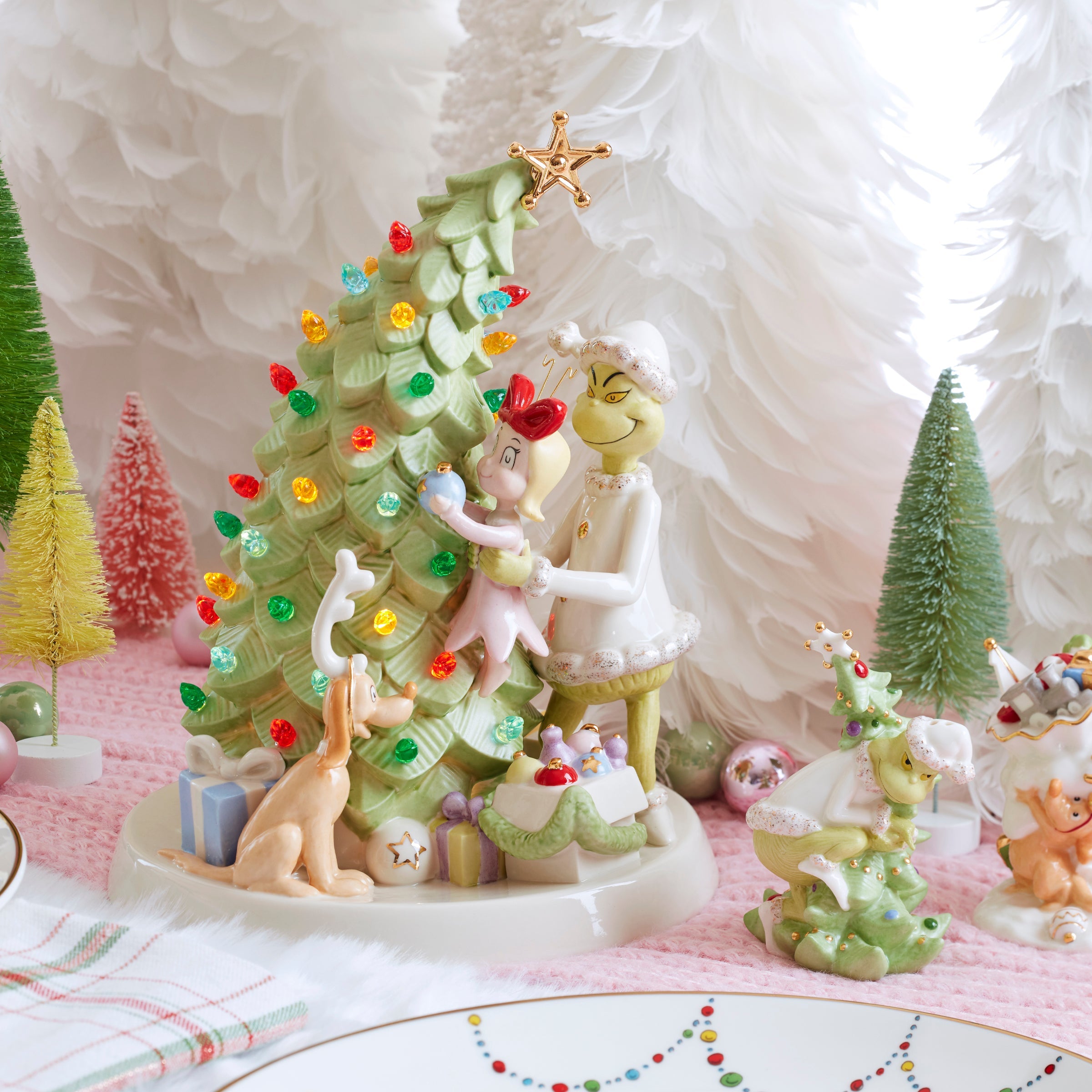 Grinchie Tree Lit Figurine – Lenox Corporation