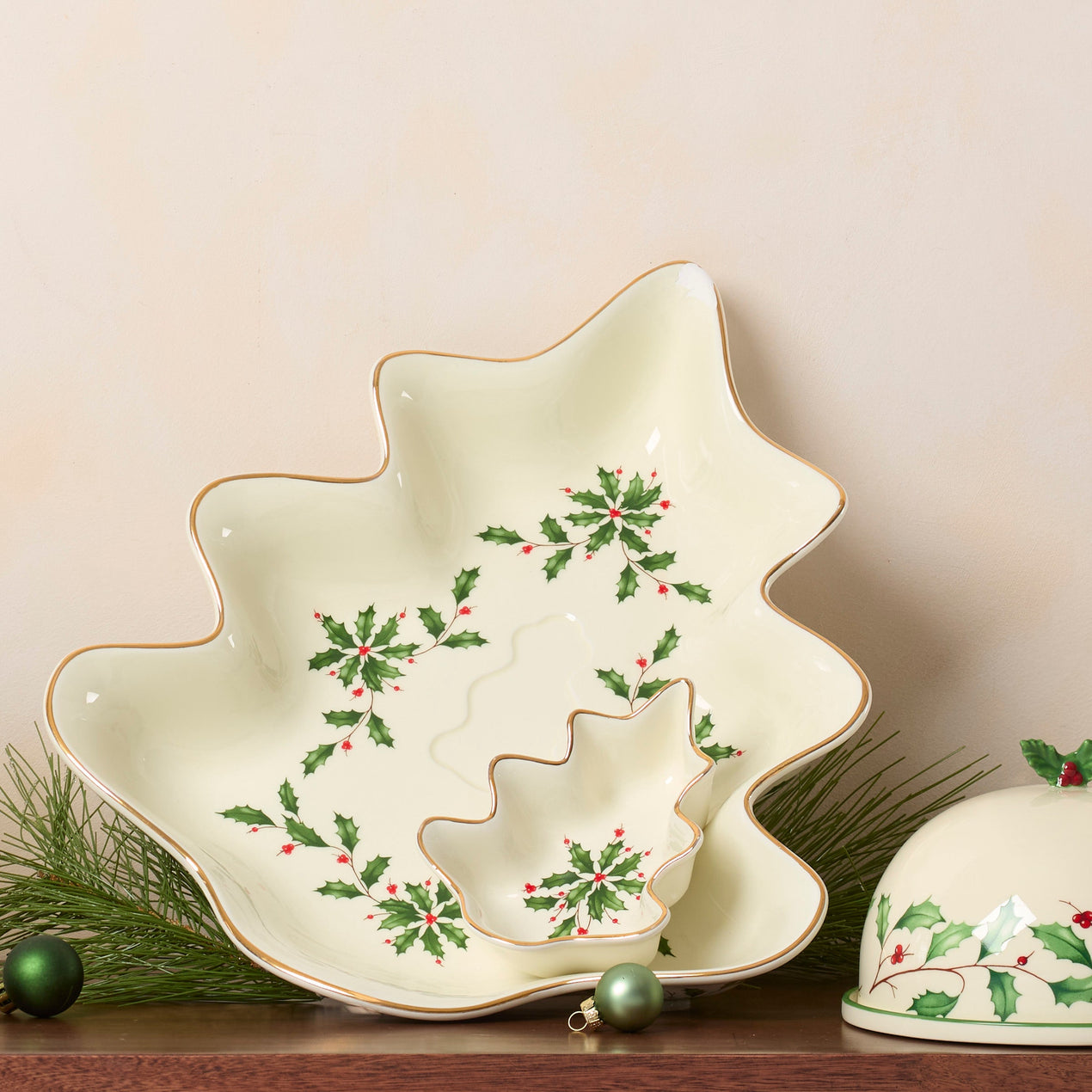 Holiday Tree Chip & Dip Set