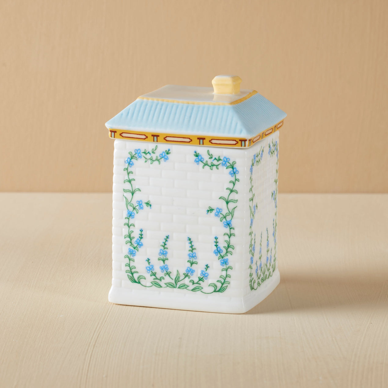 Lenox Spice Village Basil Spice Jar – Lenox Corporation