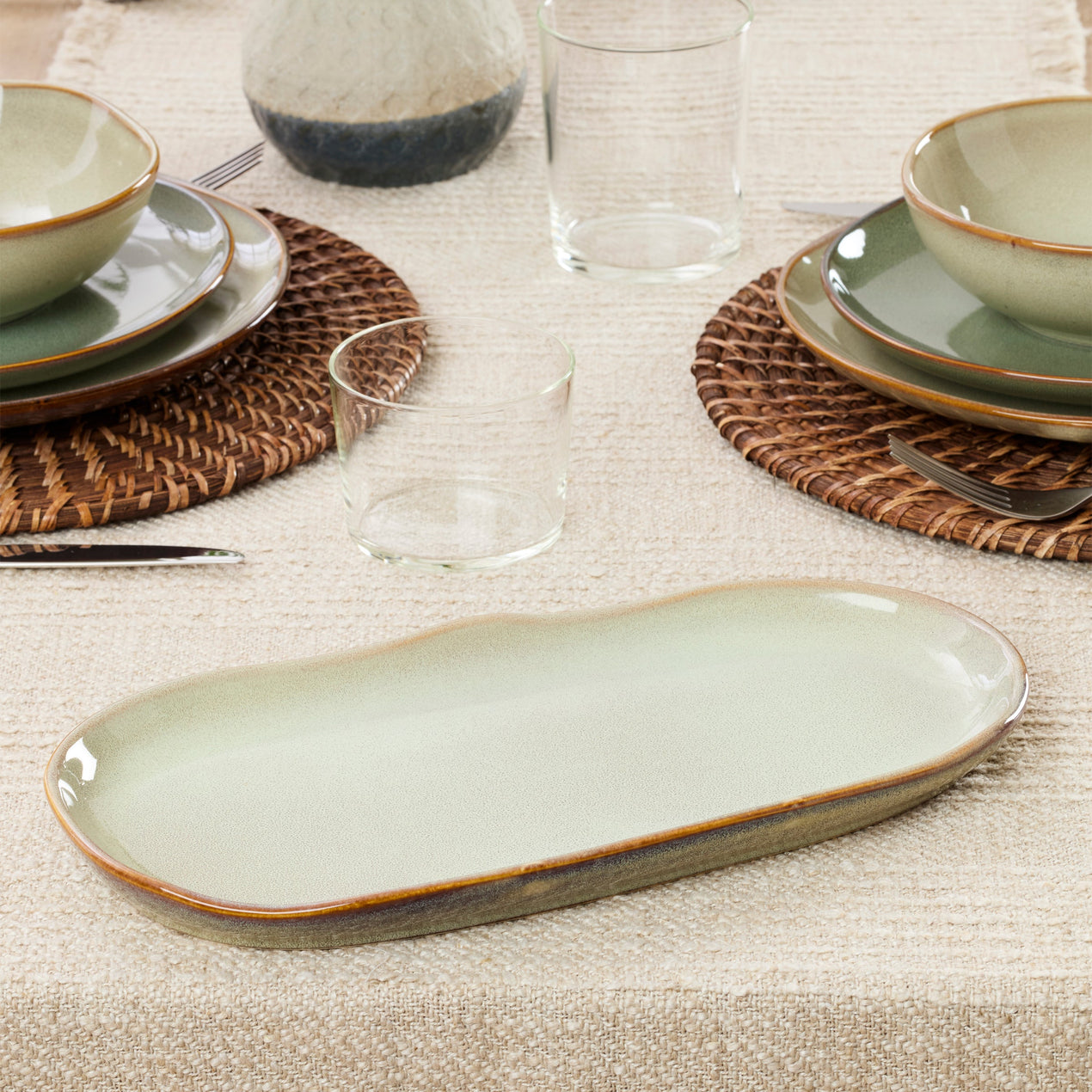 Organic Shades 2-Piece Serving Set, Green