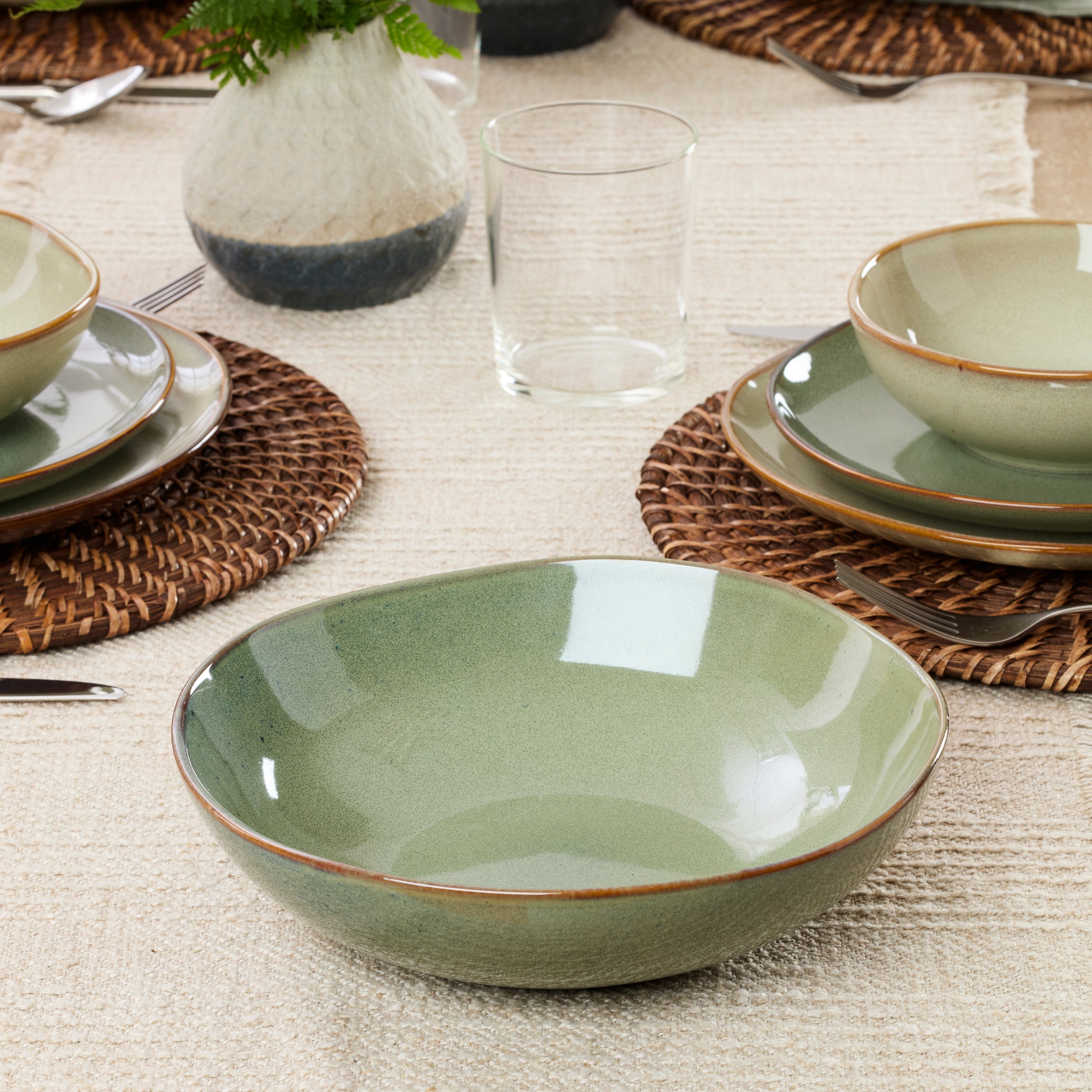 Organic Shades Green 2-Piece Serving Set – Lenox Corporation