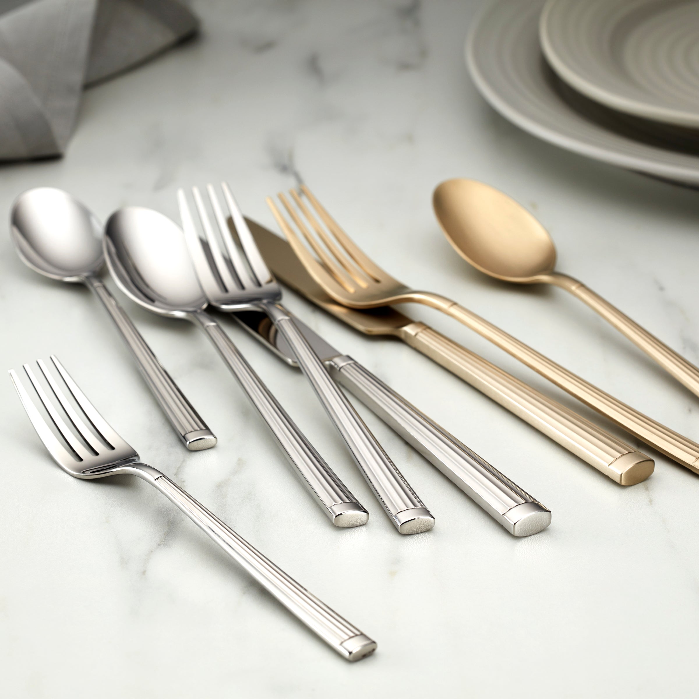 Robyn Champagne Mist Satin 20-Piece Flatware Set – Lenox Corporation