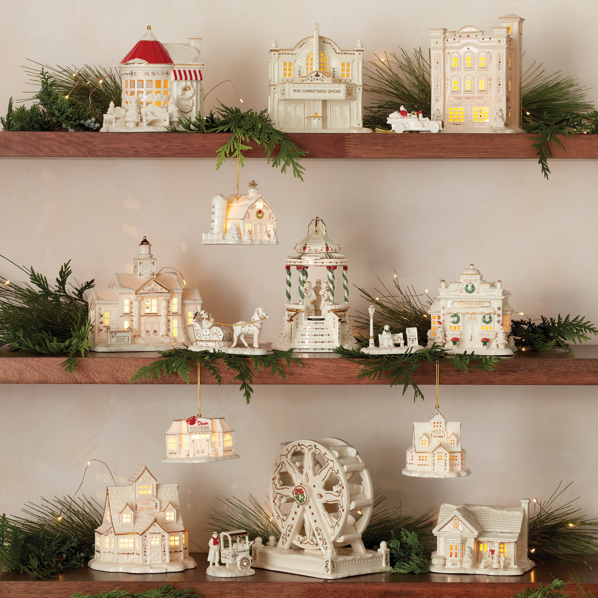 Mistletoe Park Musical Gazebo Bandstand Figurine – Lenox Corporation