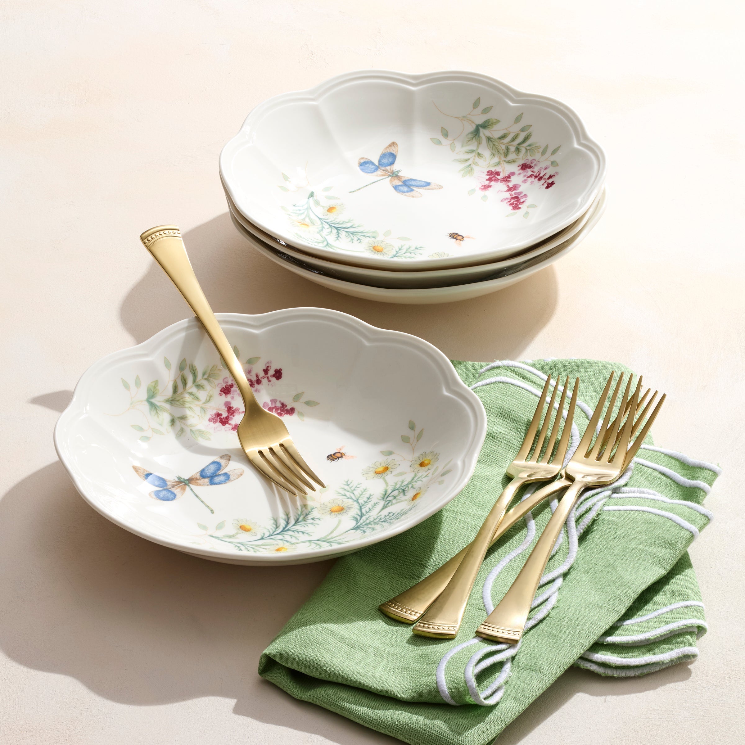 Butterfly Meadow Herbs Pasta Bowls, Set of 4 – Lenox Corporation