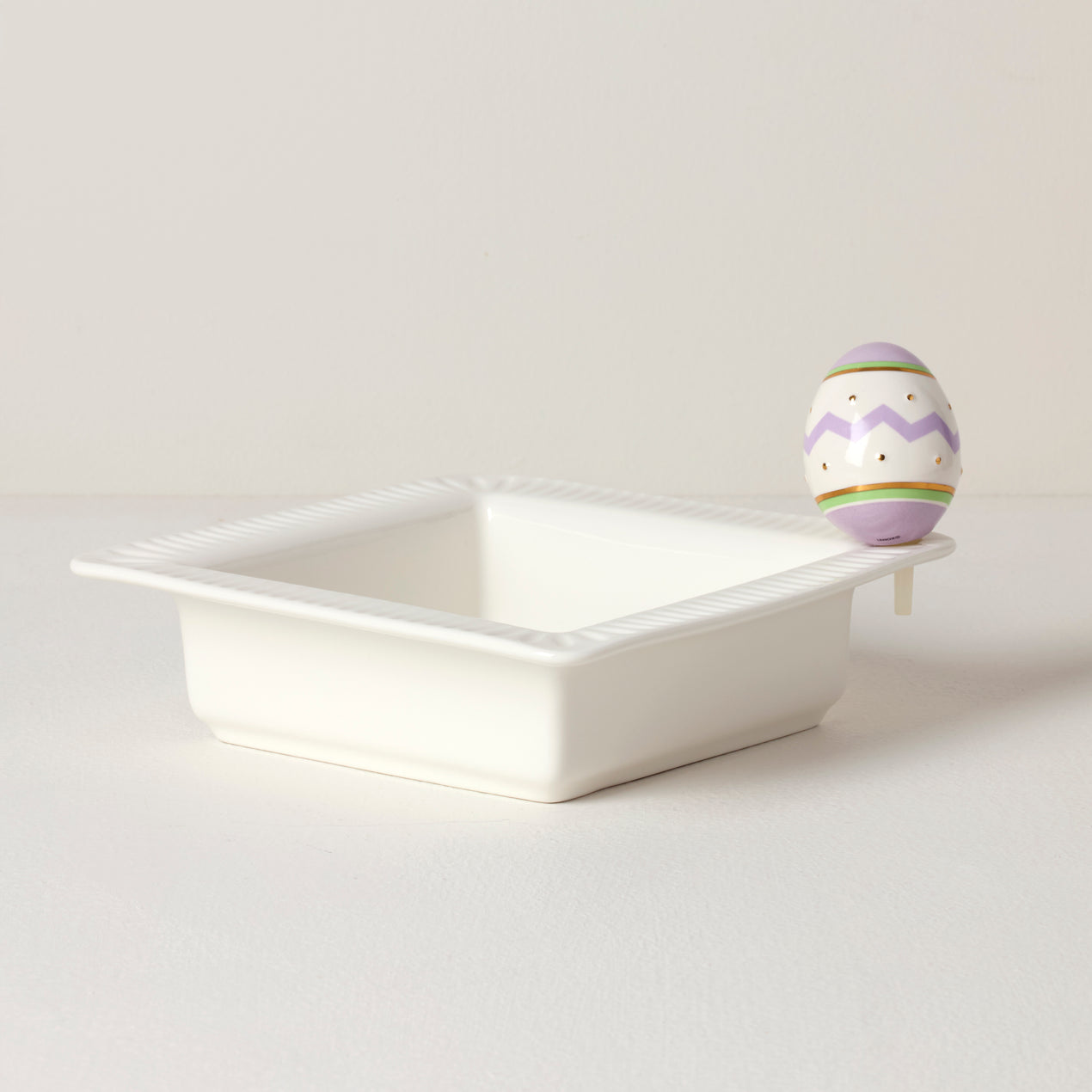 cambridge silversmiths Profile Poppers Square Bowl & Easter Egg Set