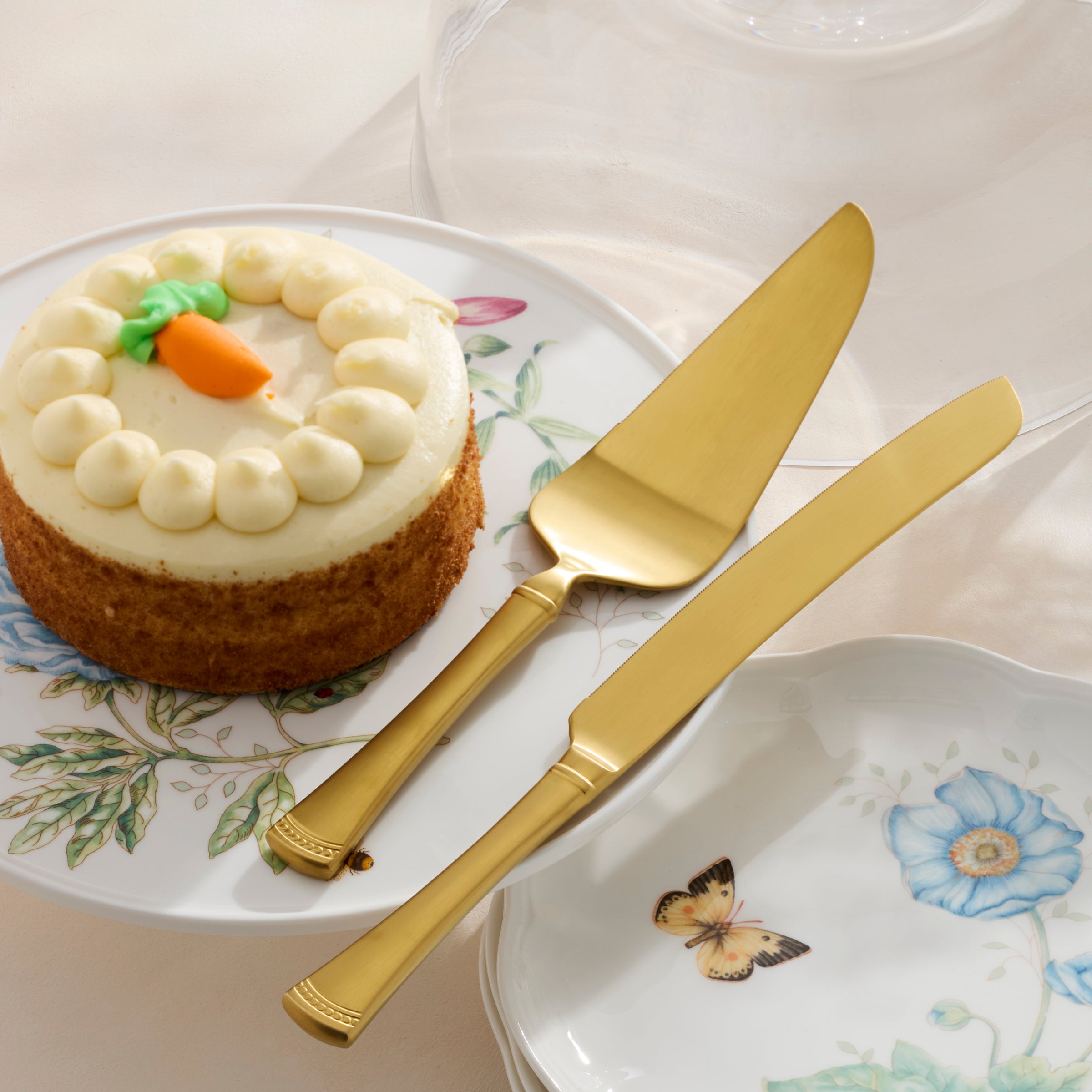 LENOX コンポート皿 24K BEL-CANTO COMPOTE GOLD Portola Gold Satin 2-Piece Dessert Set – Lenox Corporation