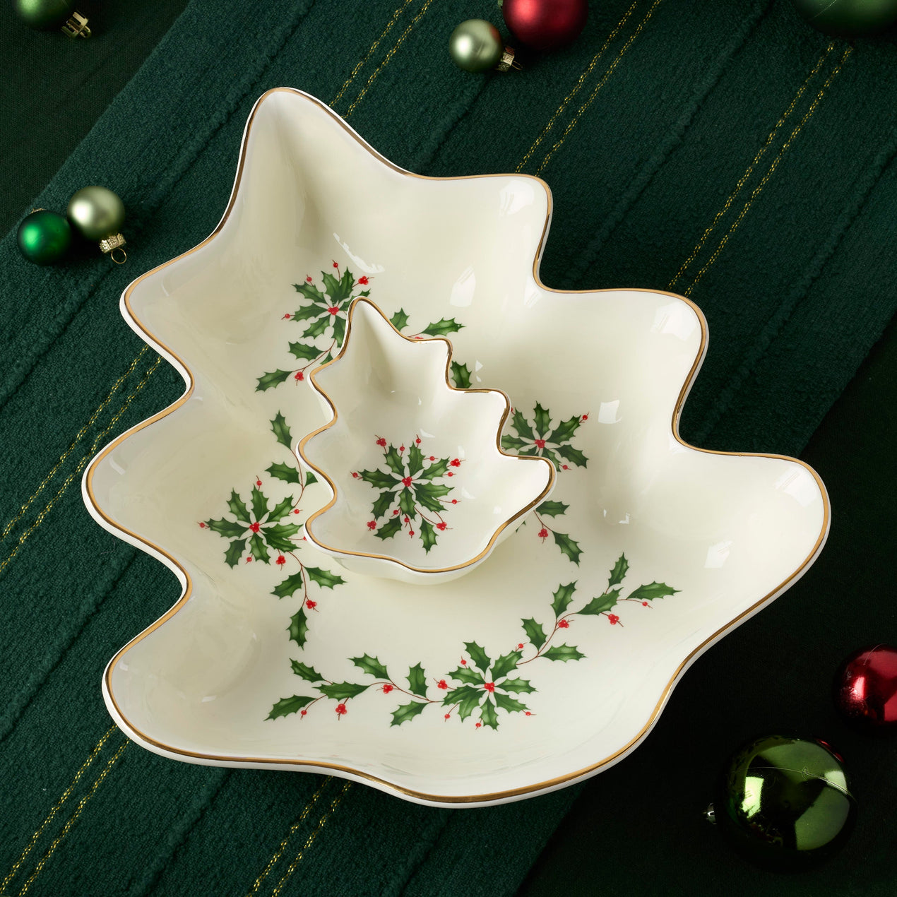 Holiday Tree Chip & Dip Set