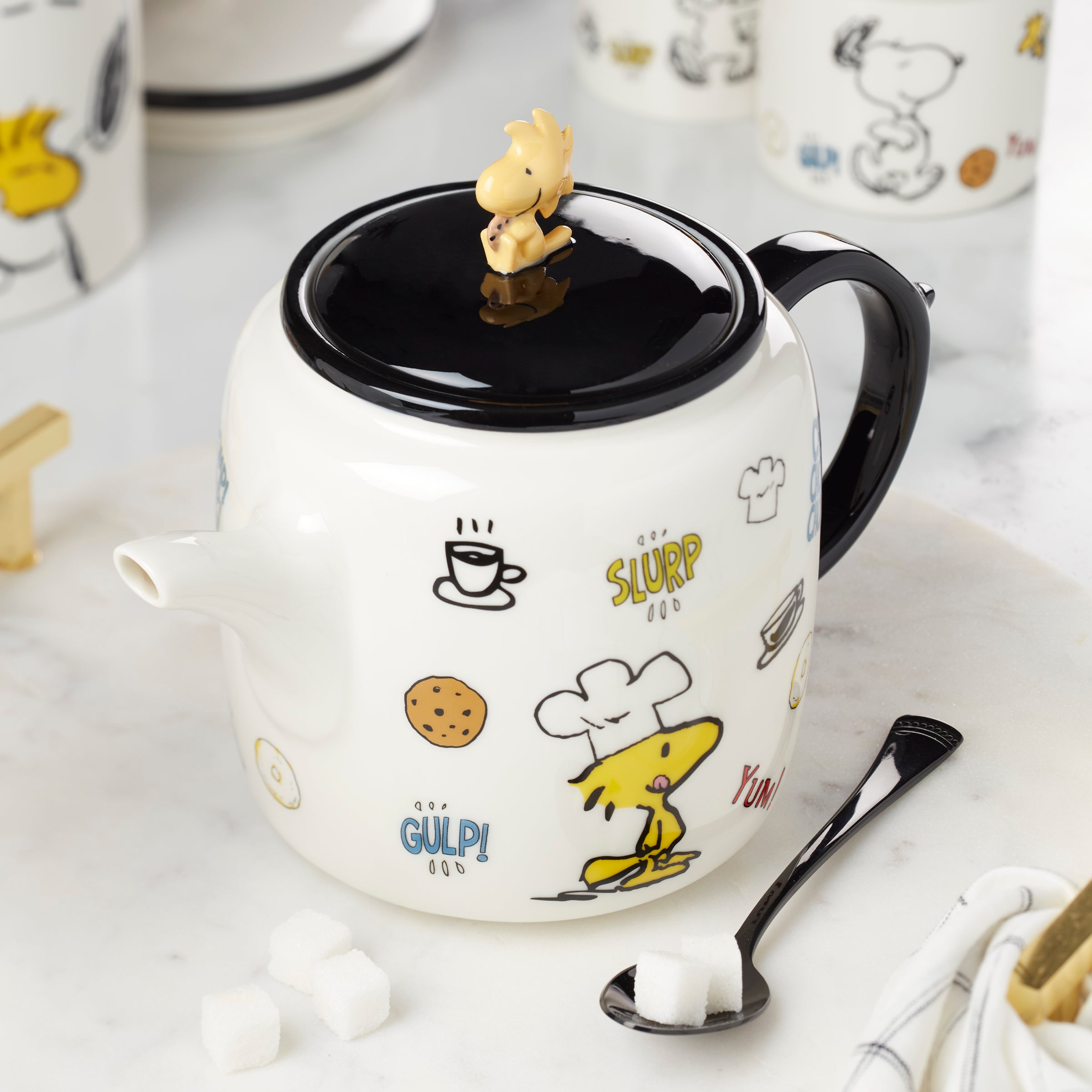 Chef Snoopy Teapot – Lenox Corporation