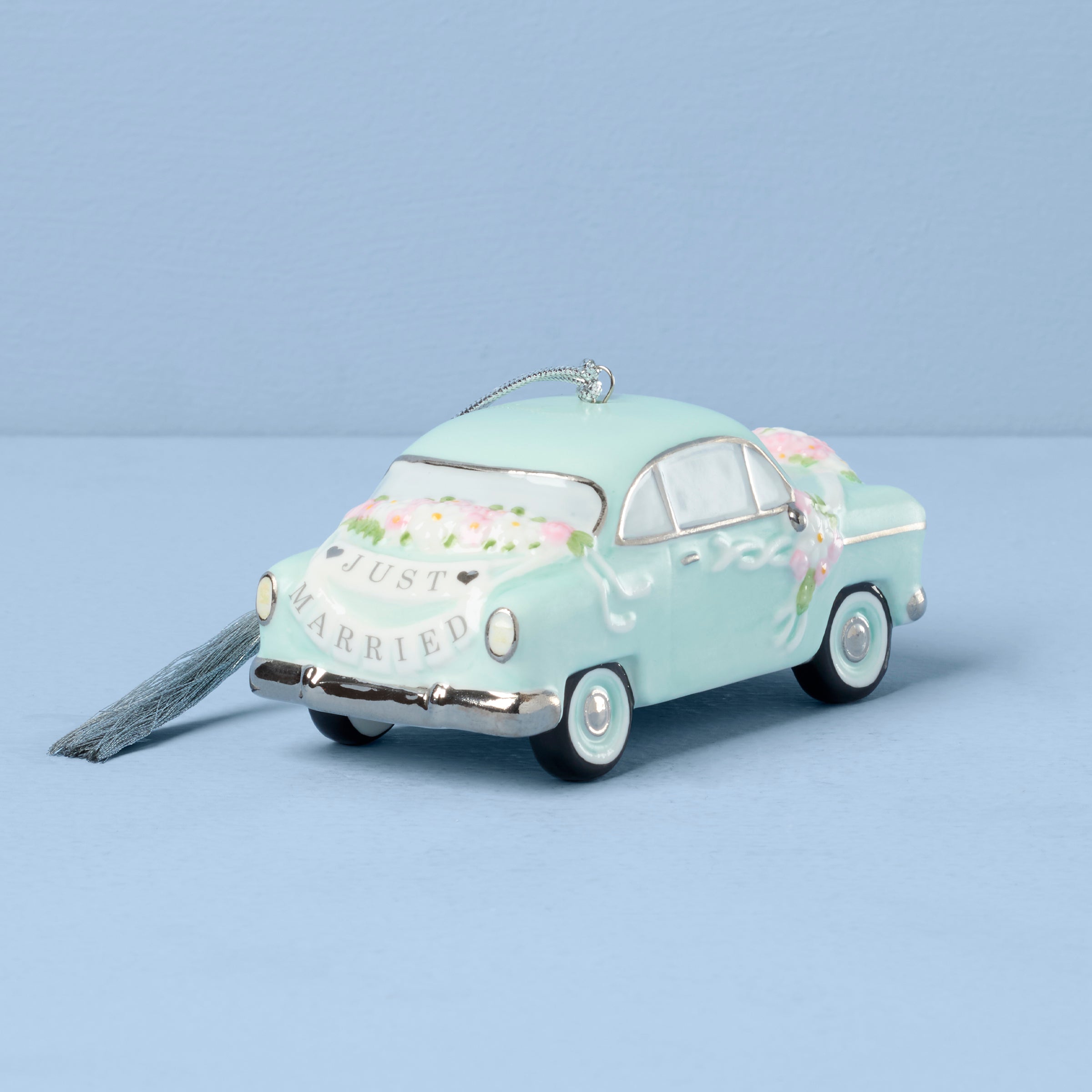 ミニカー Just Married ウェディング仕様 2026 Just Married Vintage Car Ornament – Lenox Corporation