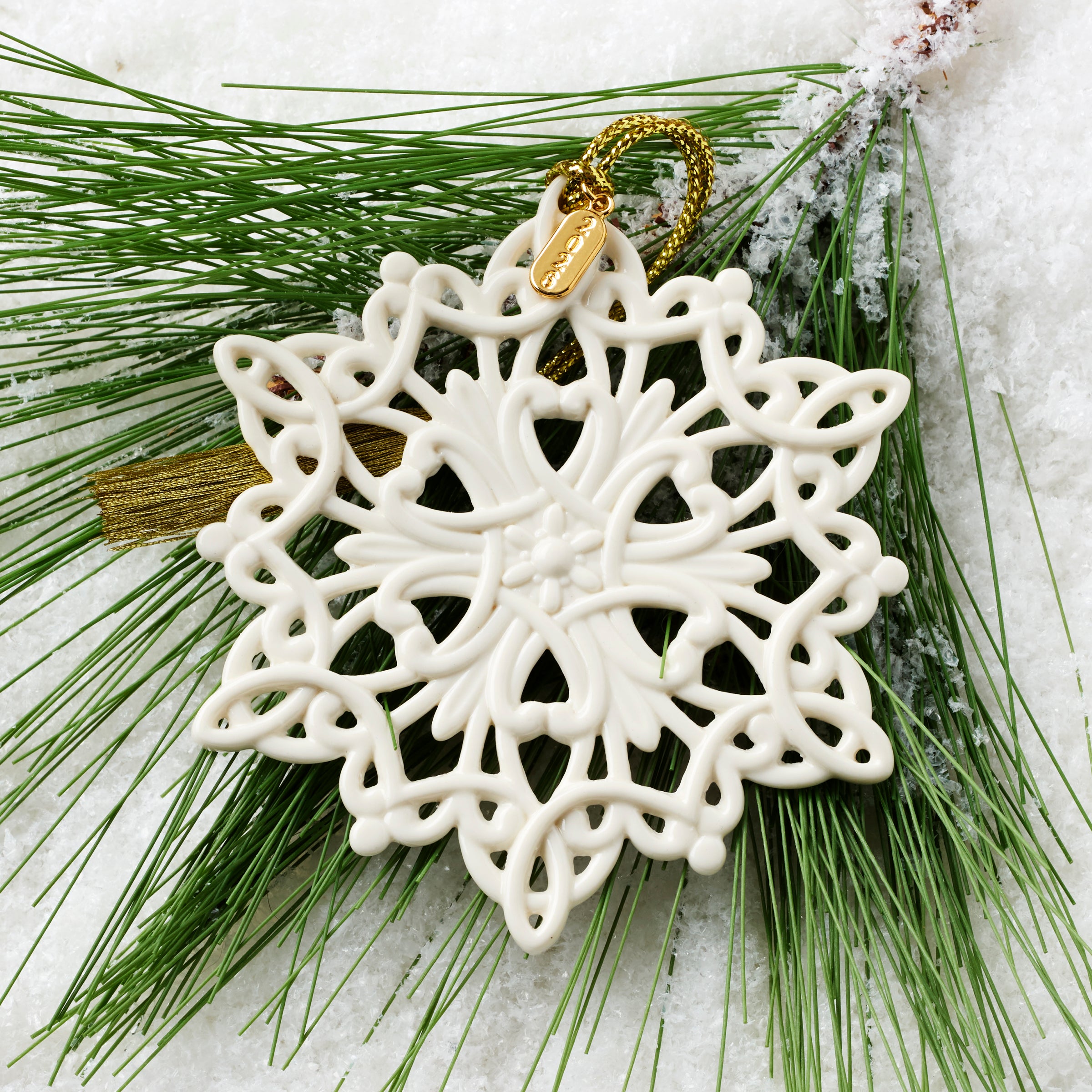 2026 Snow Fantasies Snowflake Ornament – Lenox Corporation
