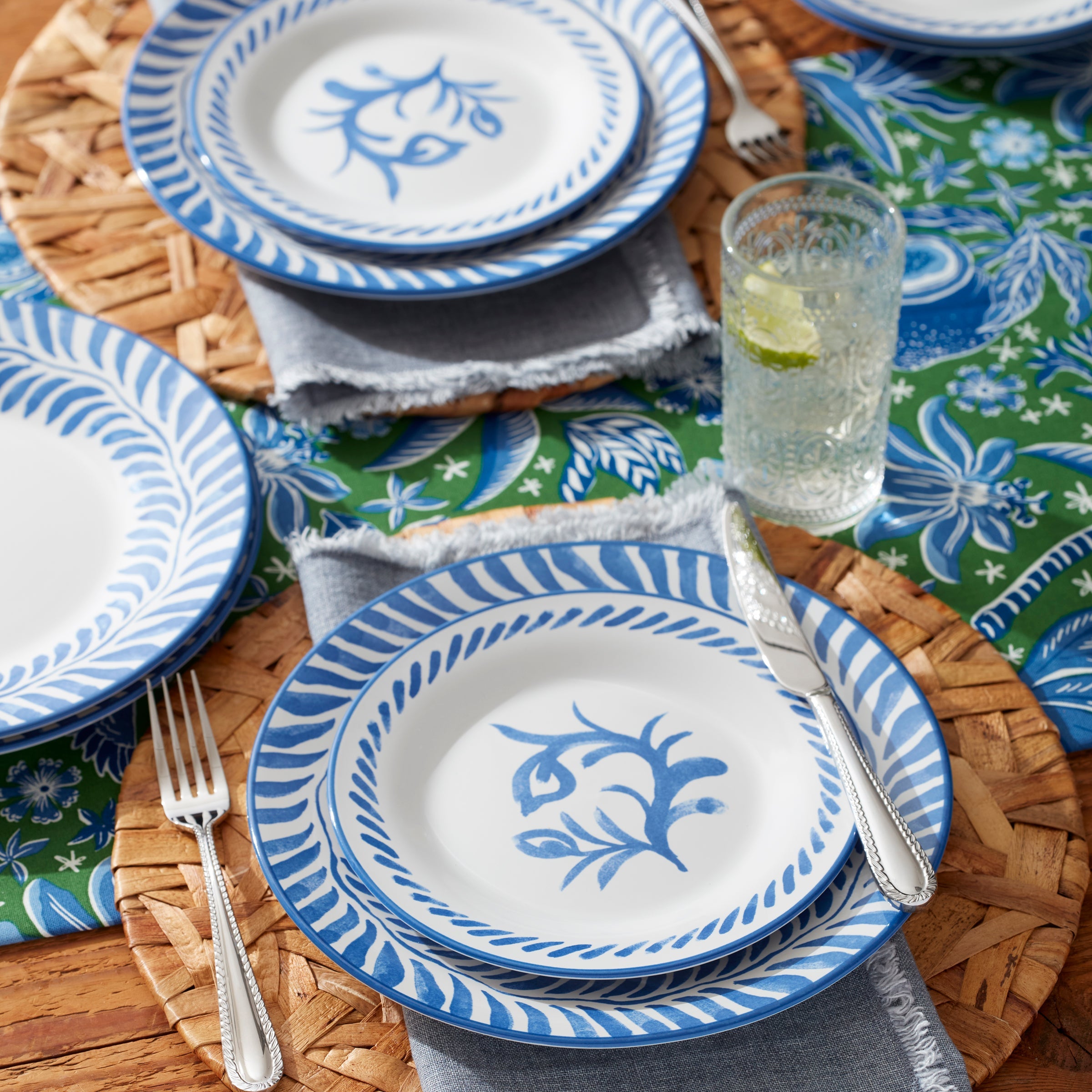 Solear Blue 12-Piece Dinnerware Set – Lenox Corporation