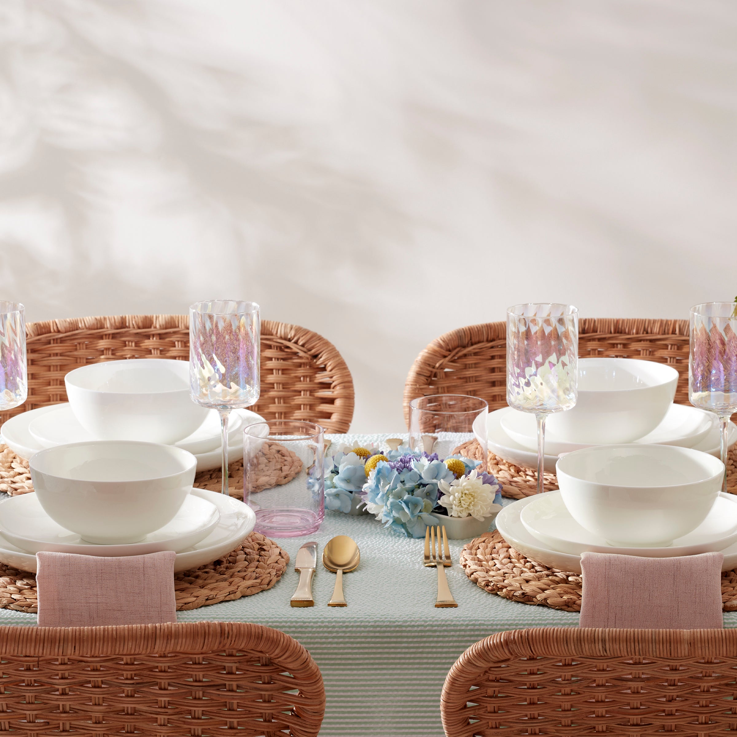 Studio 1414 Coupe 18-Piece Dinnerware Set – Lenox Corporation