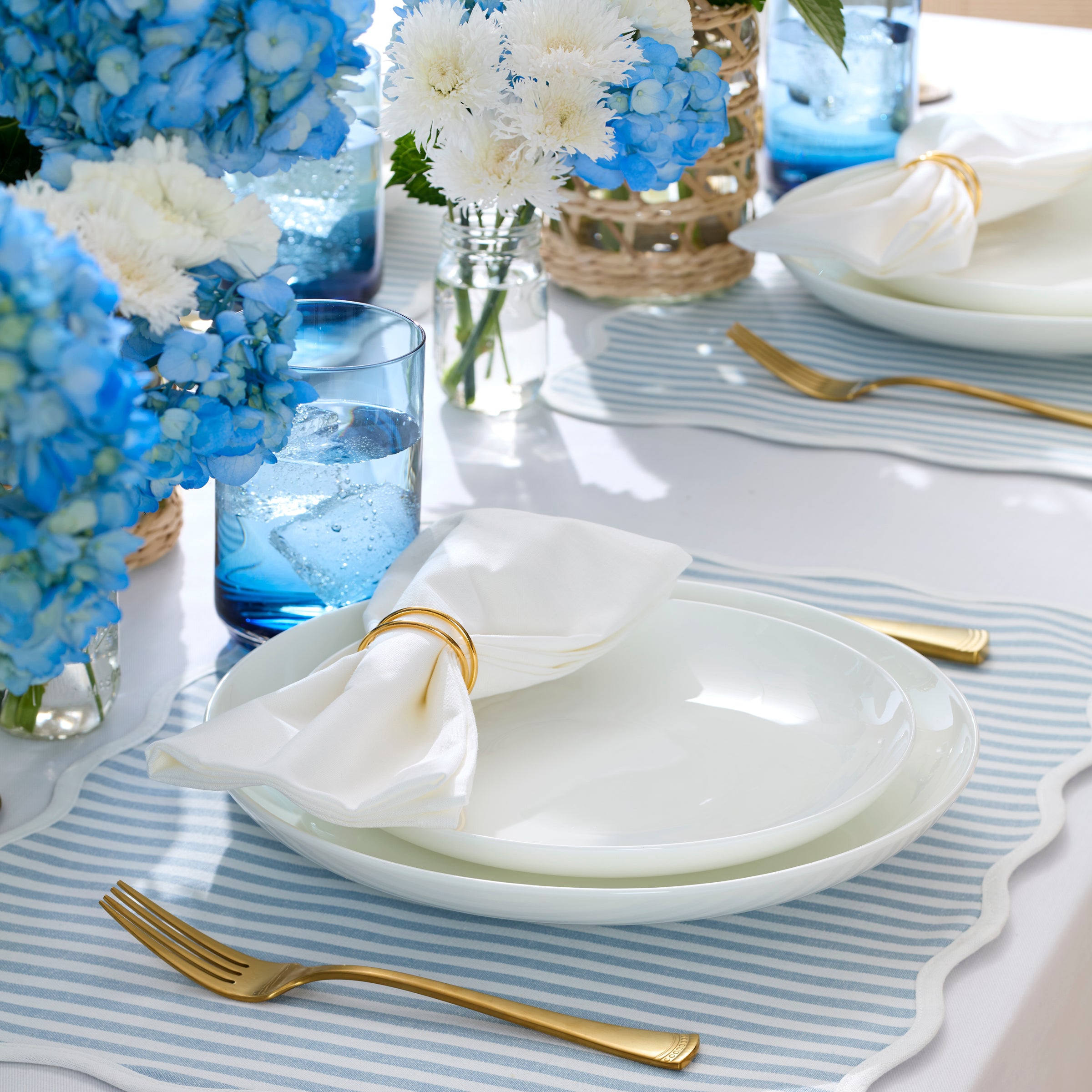 Studio 1414 Coupe 12-Piece Dinnerware Set – Lenox Corporation