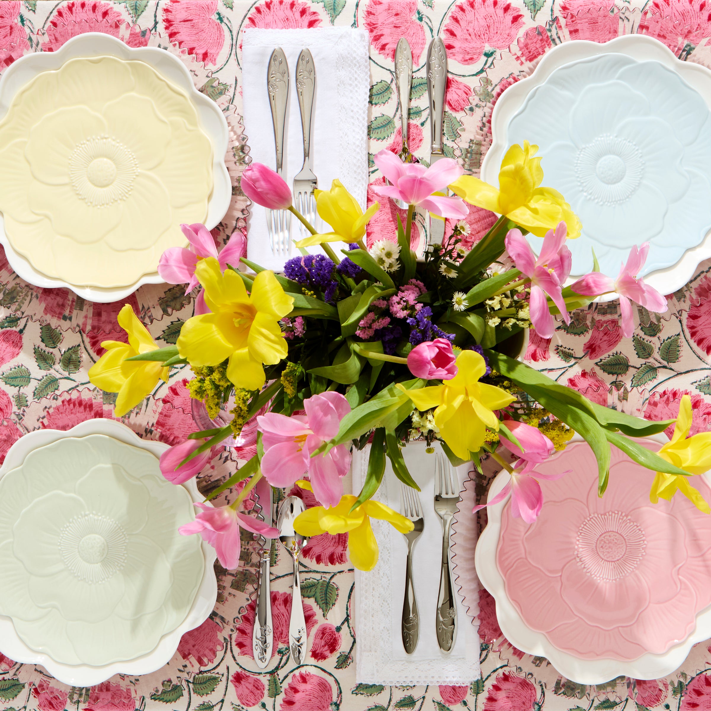 Butterfly Meadow Floral Yellow Accent Plates, Set of 4 – Lenox
