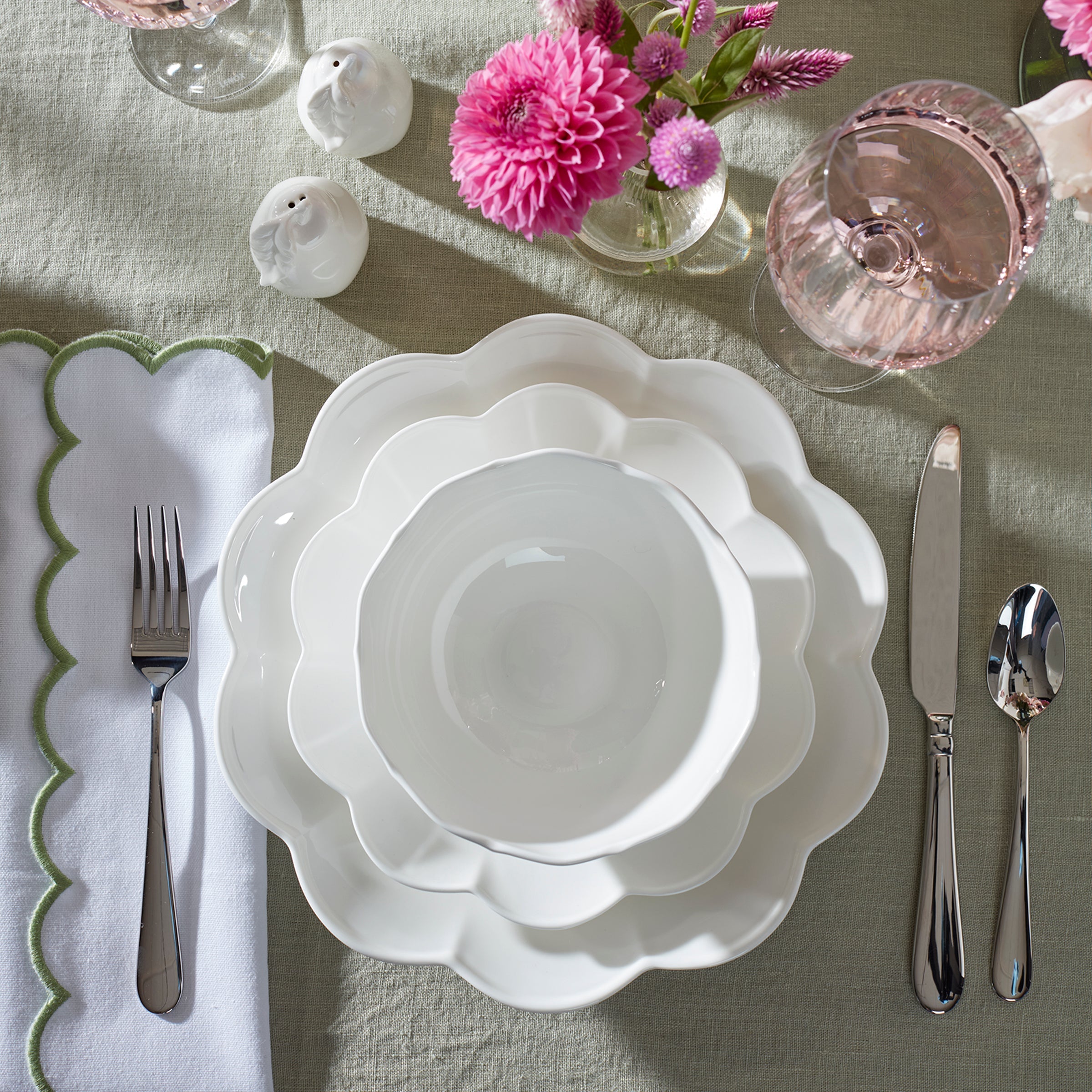 Studio 1414 Scallop 12-Piece Dinnerware Set – Lenox Corporation