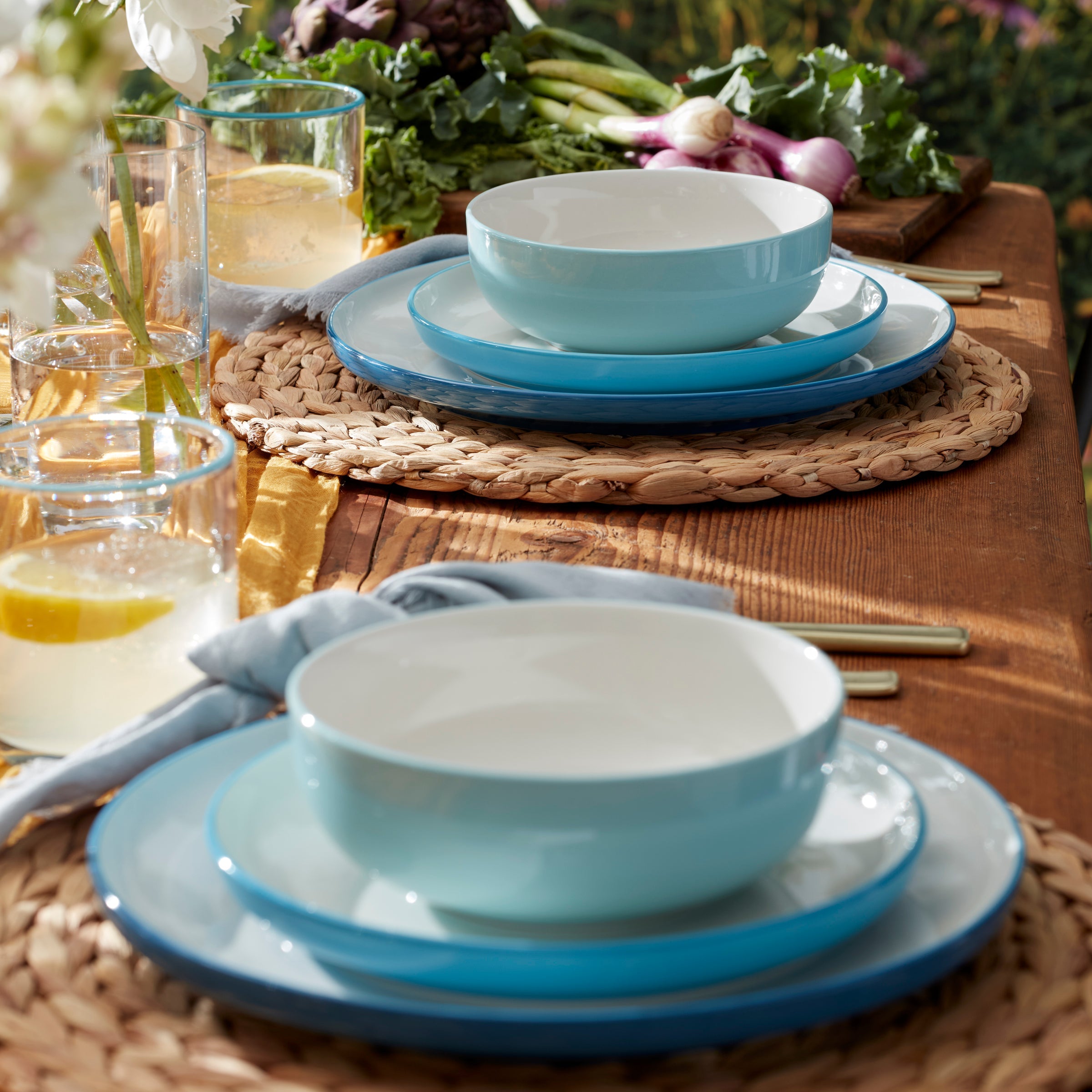 24 Seven Colors Turquoise 12-Piece Dinnerware Set – Lenox Corporation