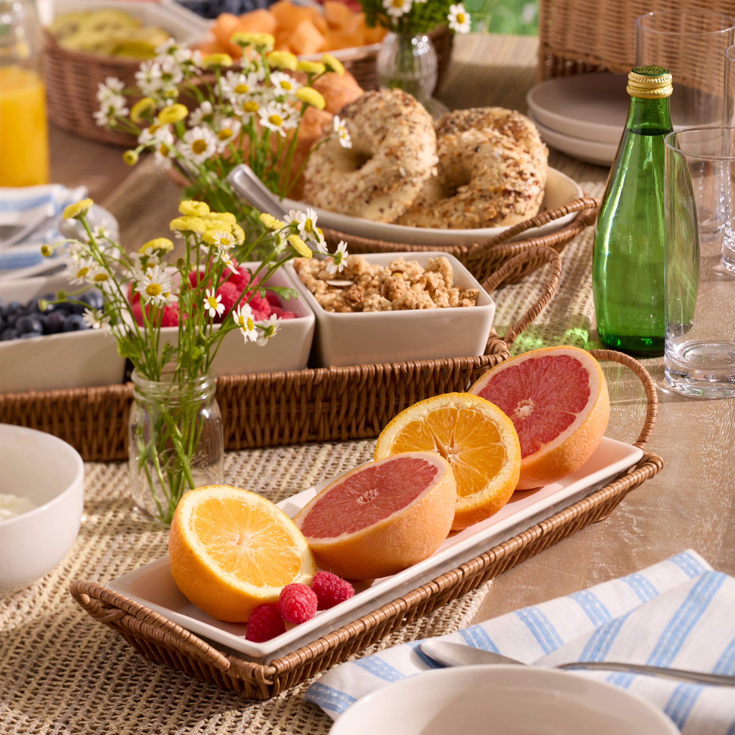 Modern Serving Pieces & Serveware Sets – Lenox Corporation