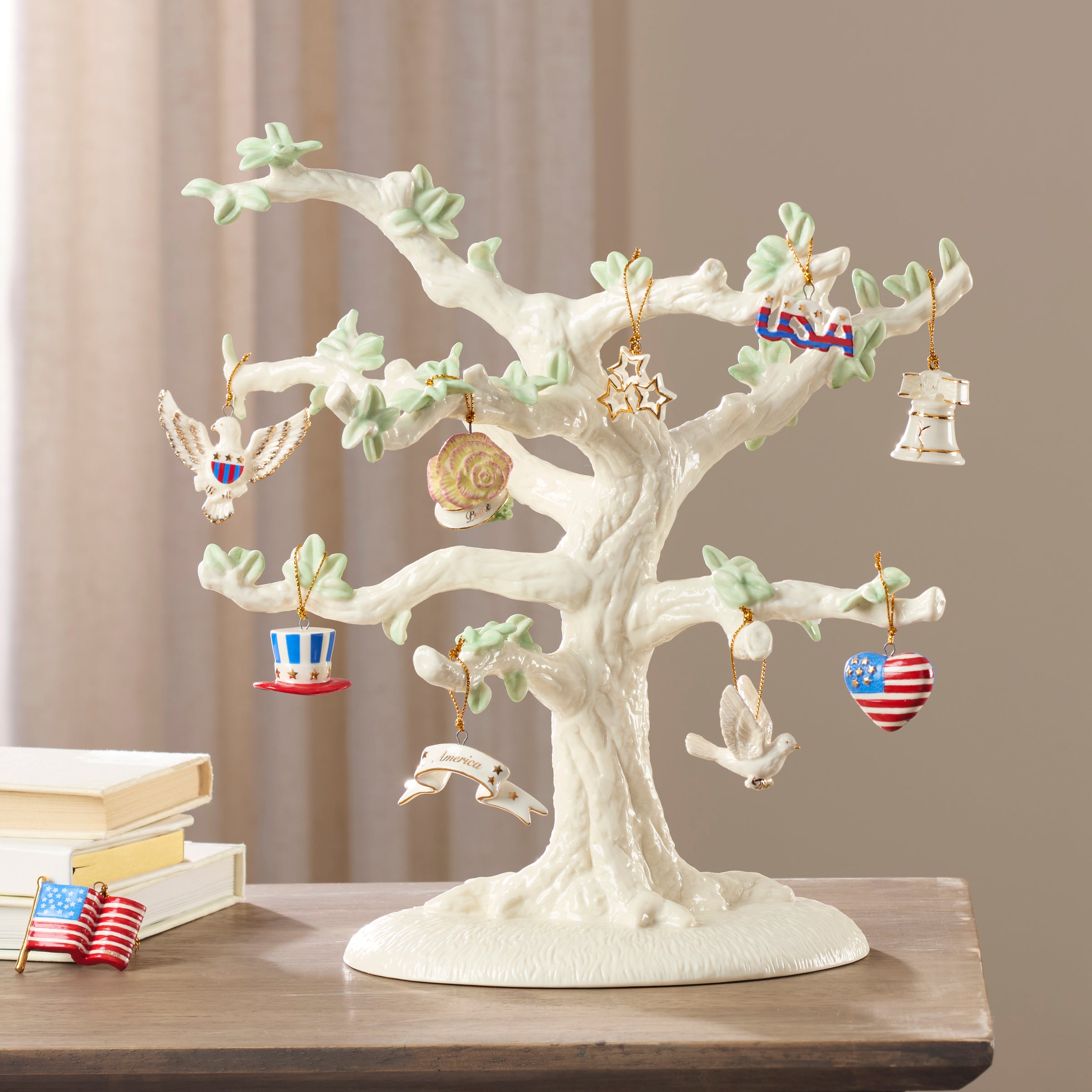 Tree of Independence 10-Piece Mini Ornament Set – Lenox Corporation