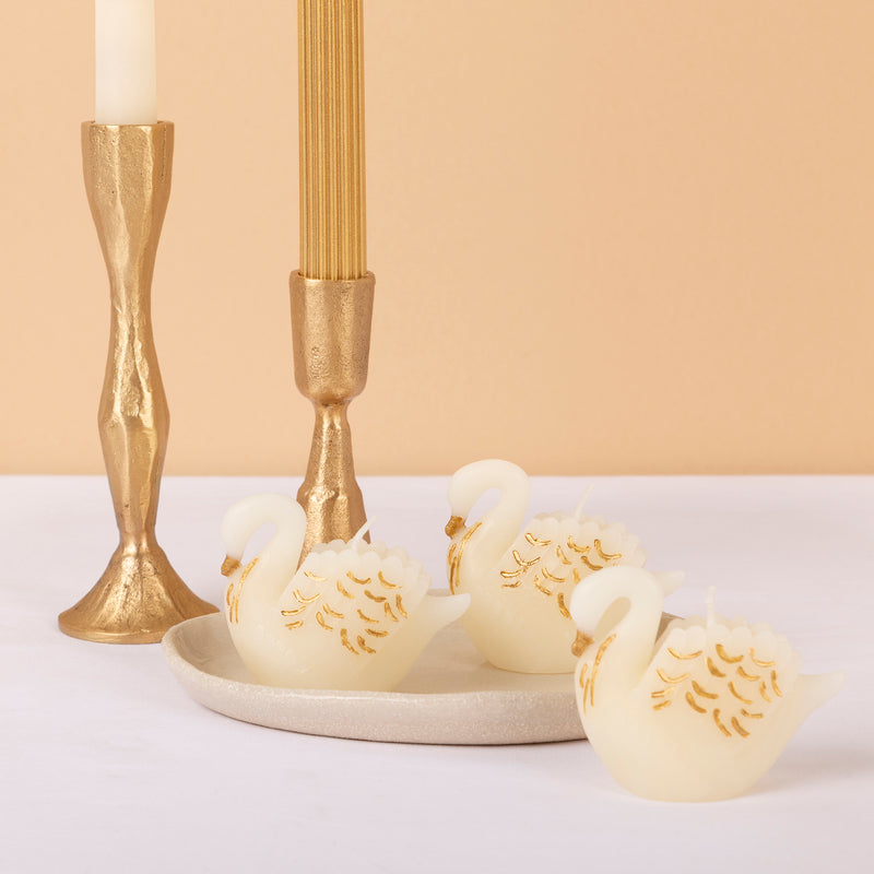 DTOC Swan Candles- Pack of 3