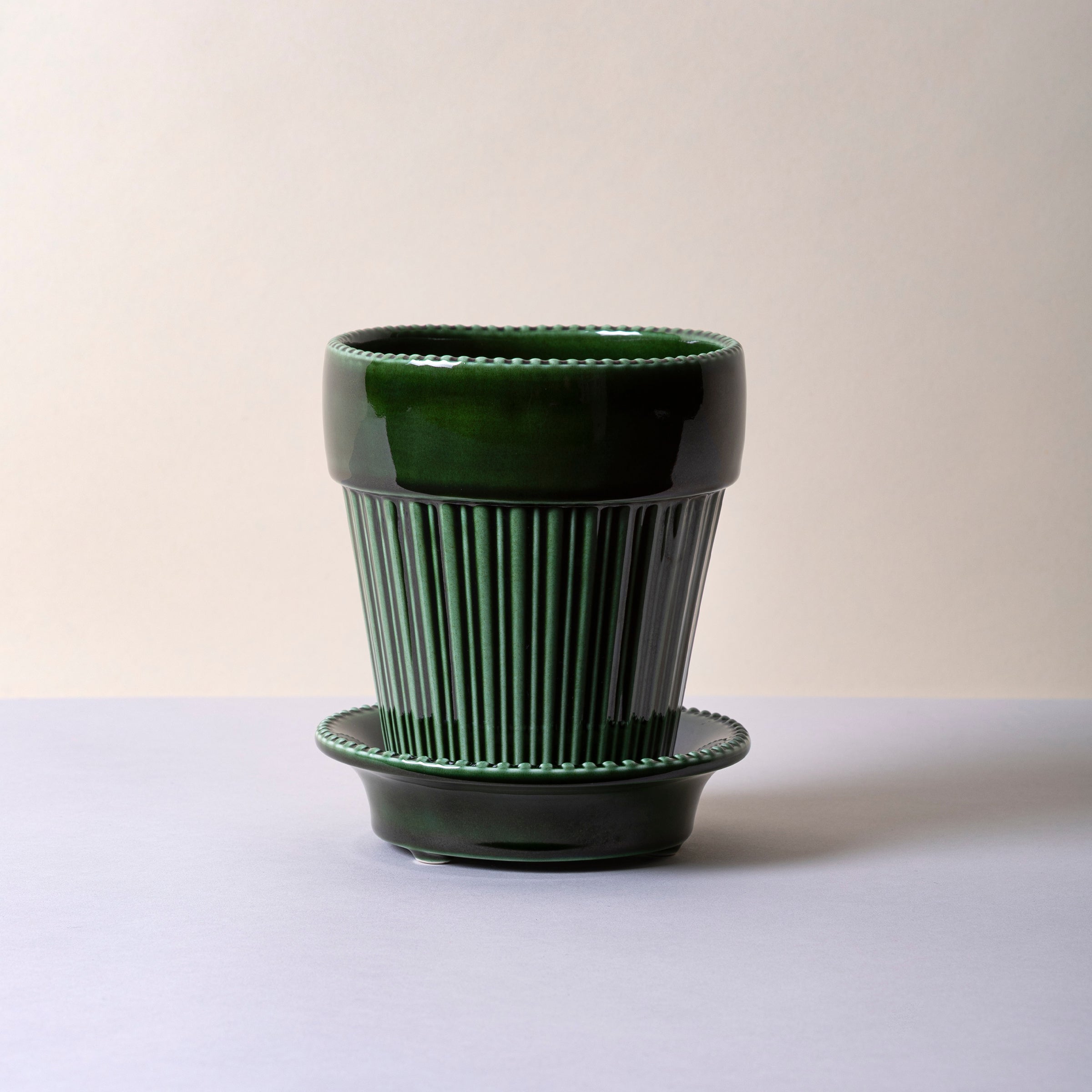 Simona Glazed Emerald Green 12cm Pot with Saucer – Lenox Corporation