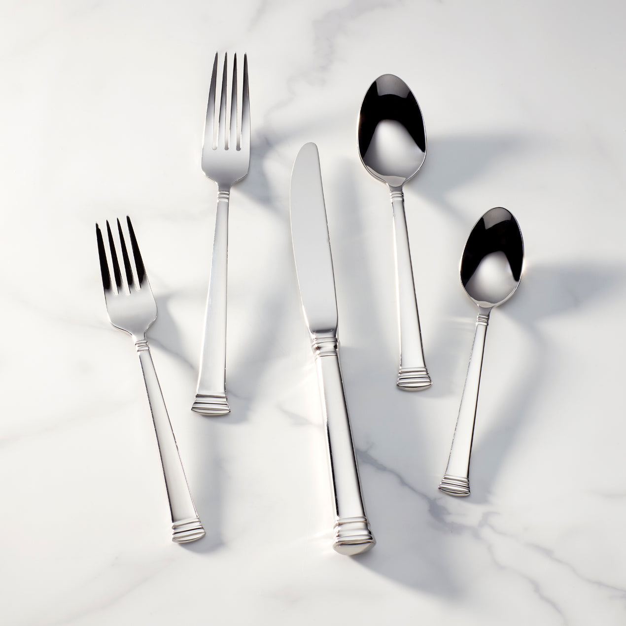 cambridge silversmiths Eternal 20-piece Flatware Set
