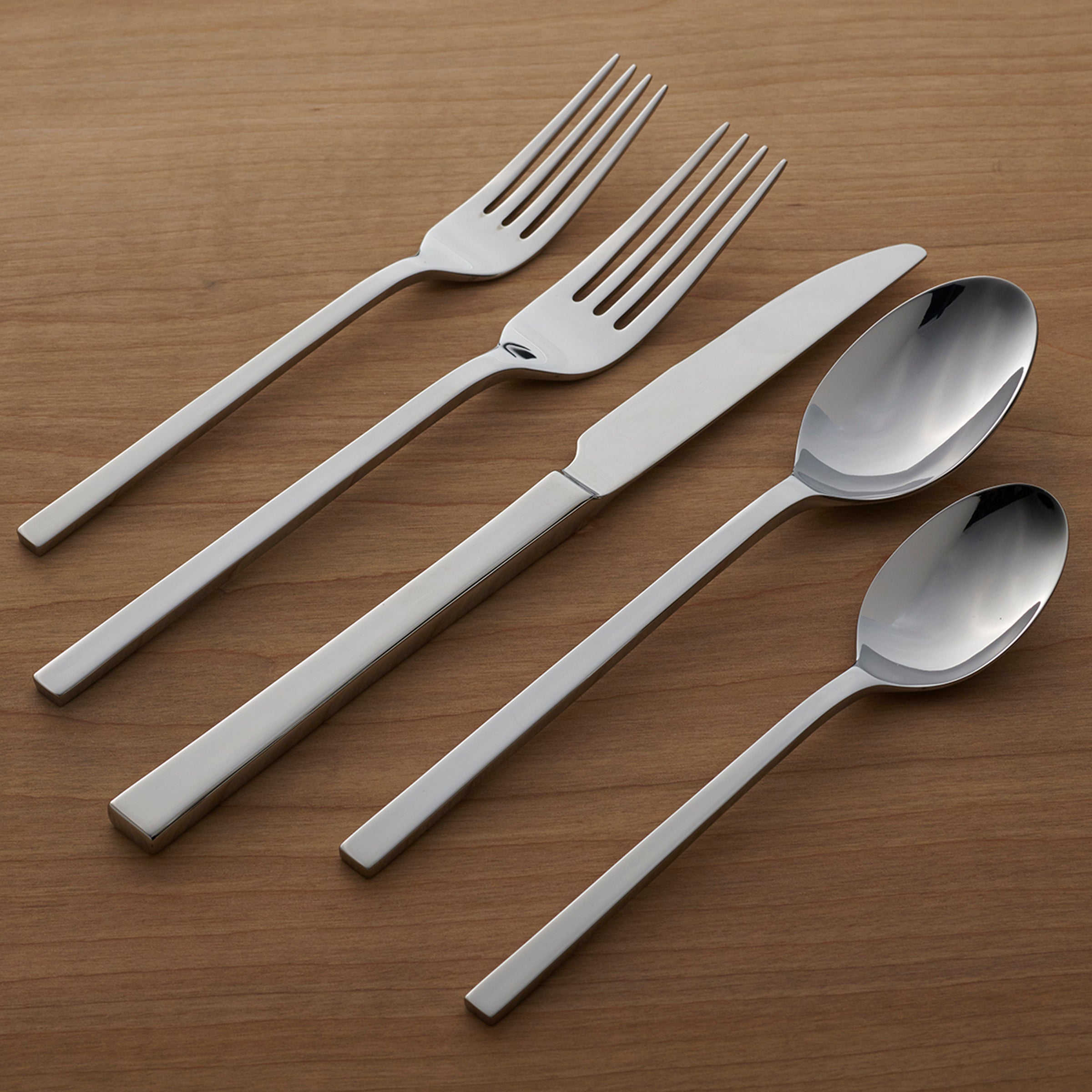 Allay 20-Piece Flatware Set – Lenox Corporation