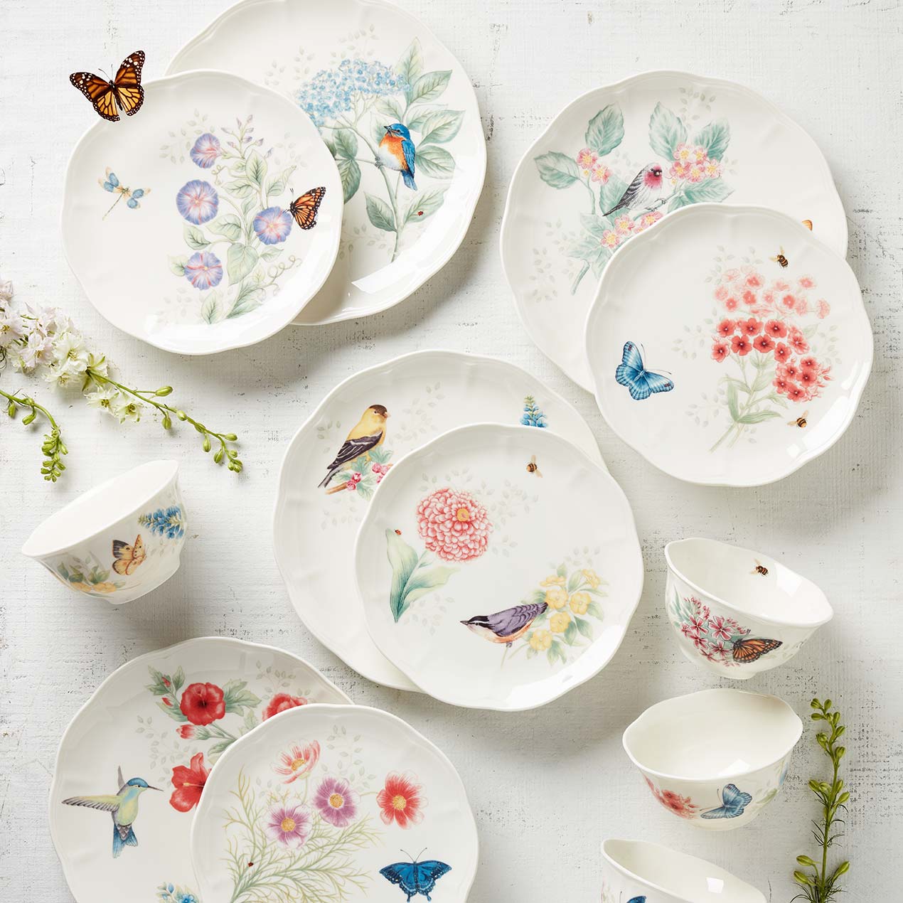 Butterfly Meadow Flutter 12-Piece Dinnerware Set – Lenox Corporation