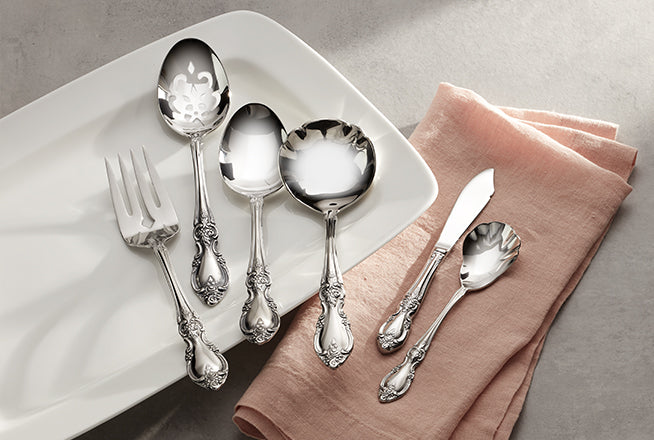 【ONEIDA 】LILAC TIME ディナーセット 8名用サーバー付き54本 ONEIDA 】LILAC TIME ディナーセット 8名用サーバー付き54本