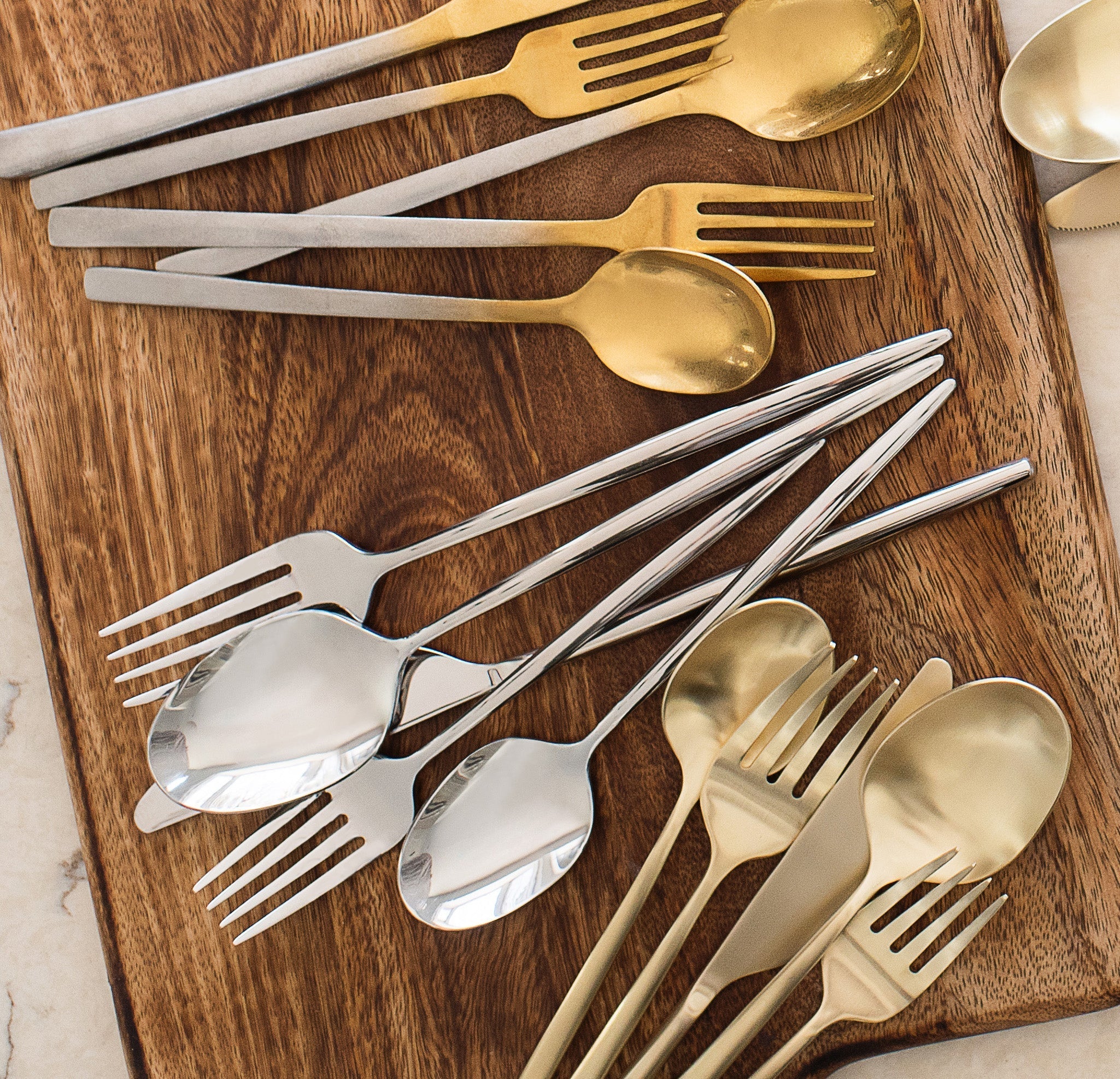 Gaze 20-Piece Flatware Set – Lenox Corporation