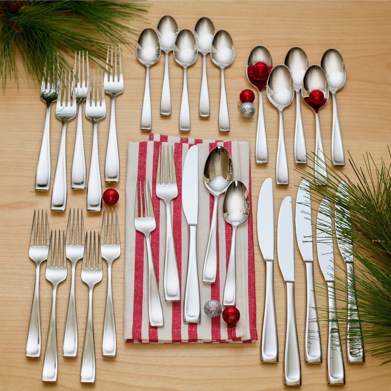 Moda 75 Piece Fine Flatware Set
