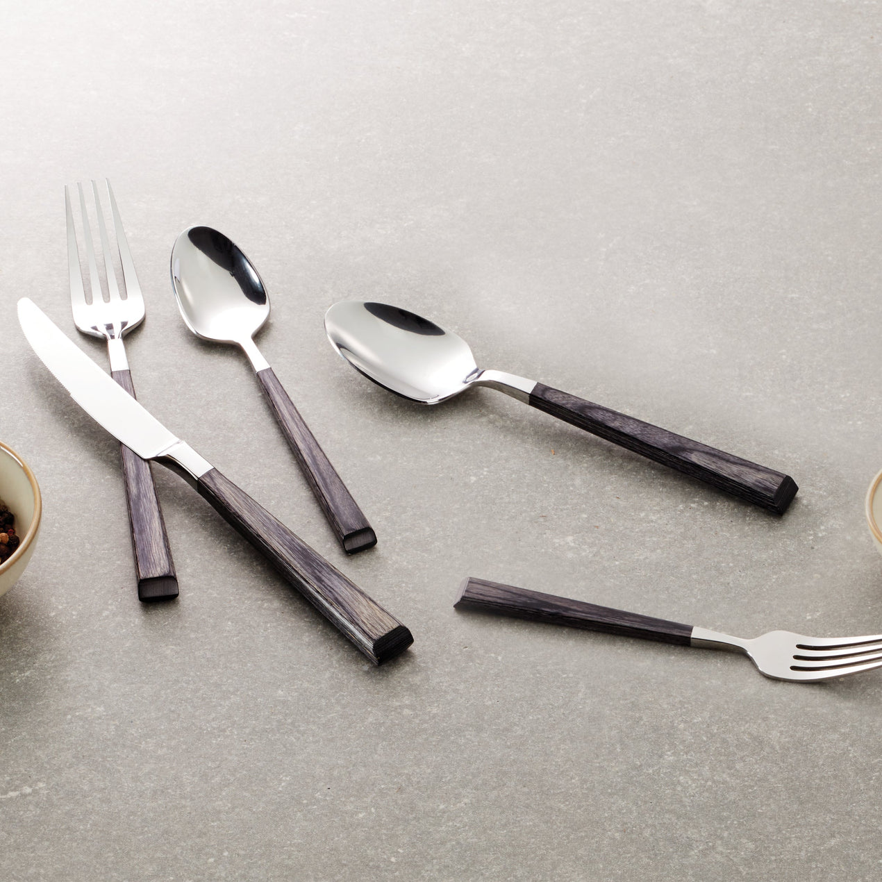 Coronado Charcoal 5 Piece Place Setting – Lenox Corporation