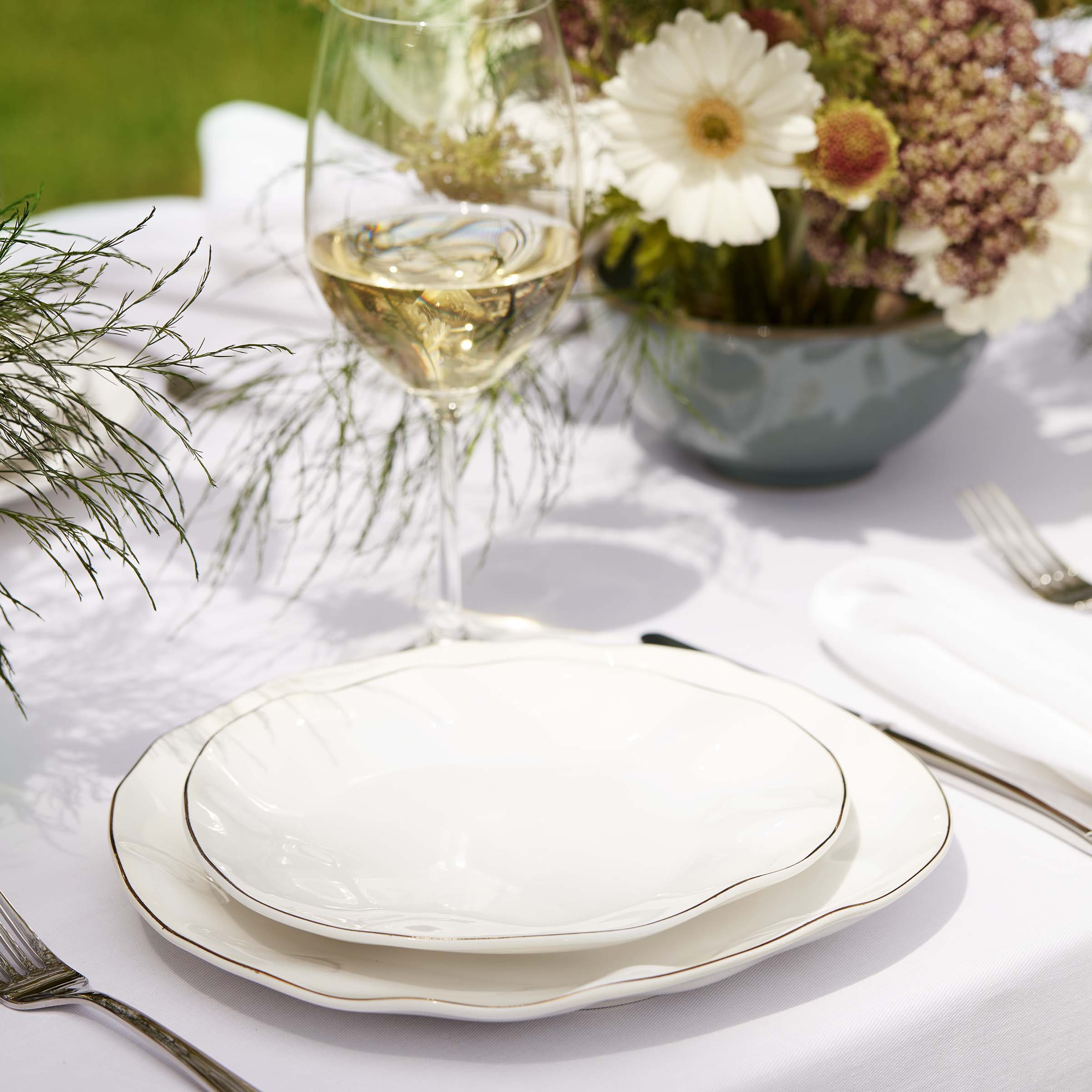 Blue Bay White 12-Piece Dinnerware Set – Lenox Corporation