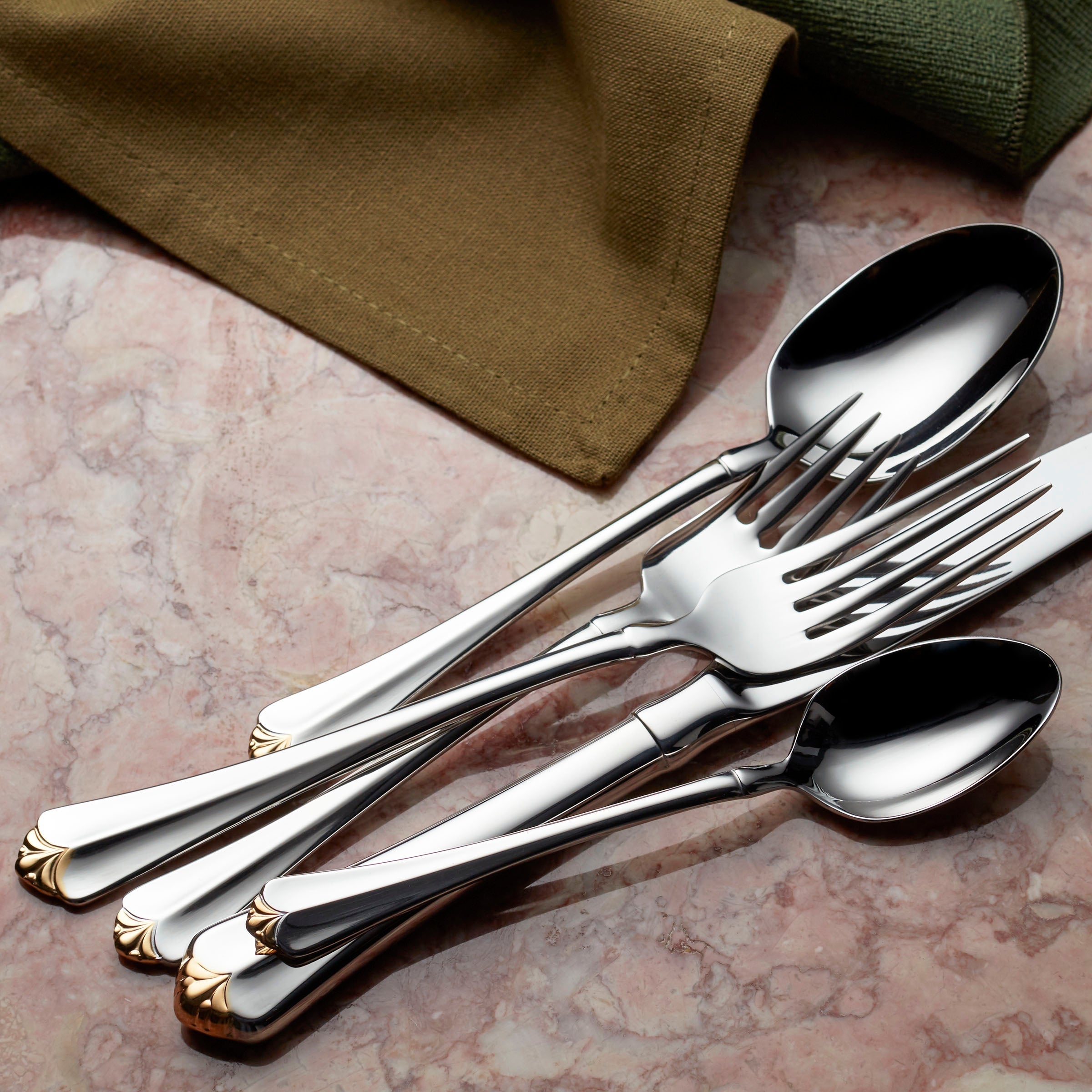 Golden Juilliard 20-Piece Flatware Set – Lenox Corporation