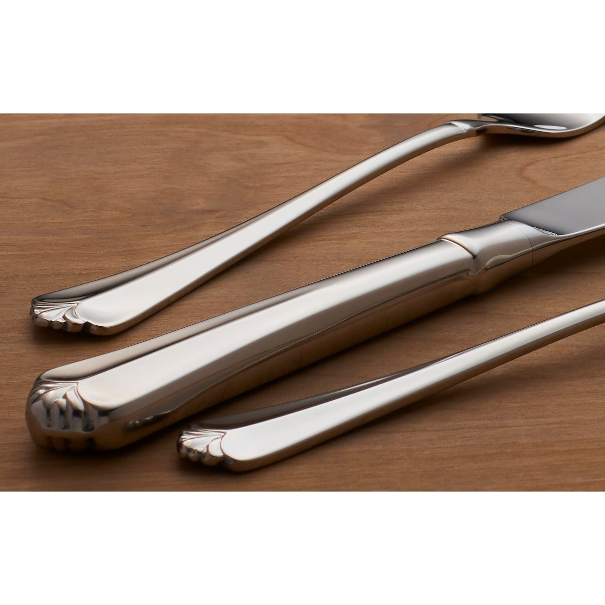 Juilliard Dinner Spoons, Set of 4 – Lenox Corporation