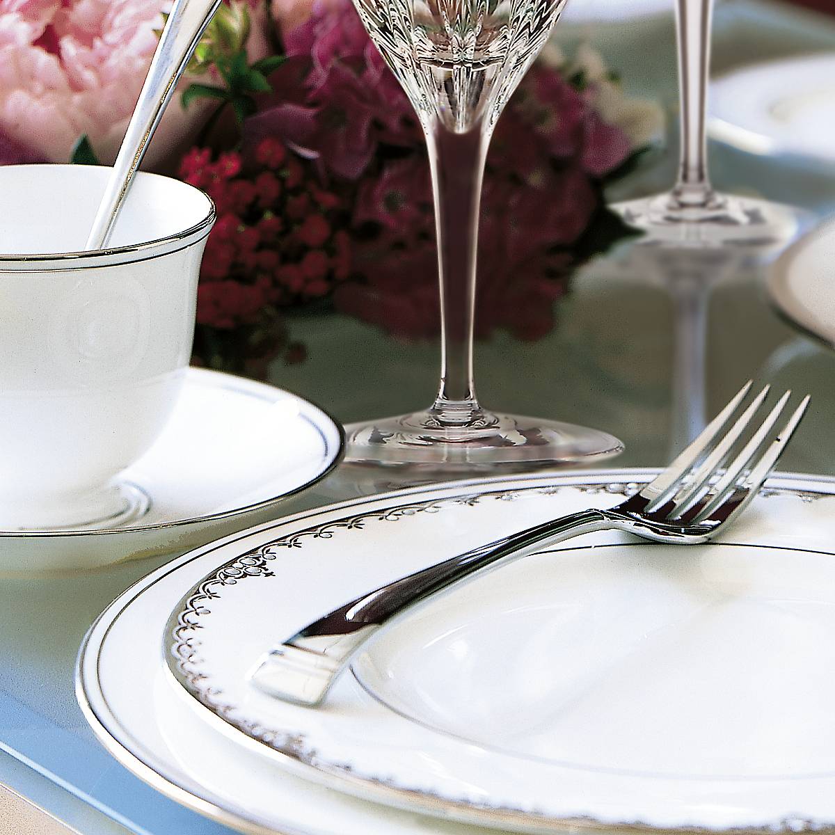 Federal Platinum 5-Piece Place Setting – Lenox Corporation