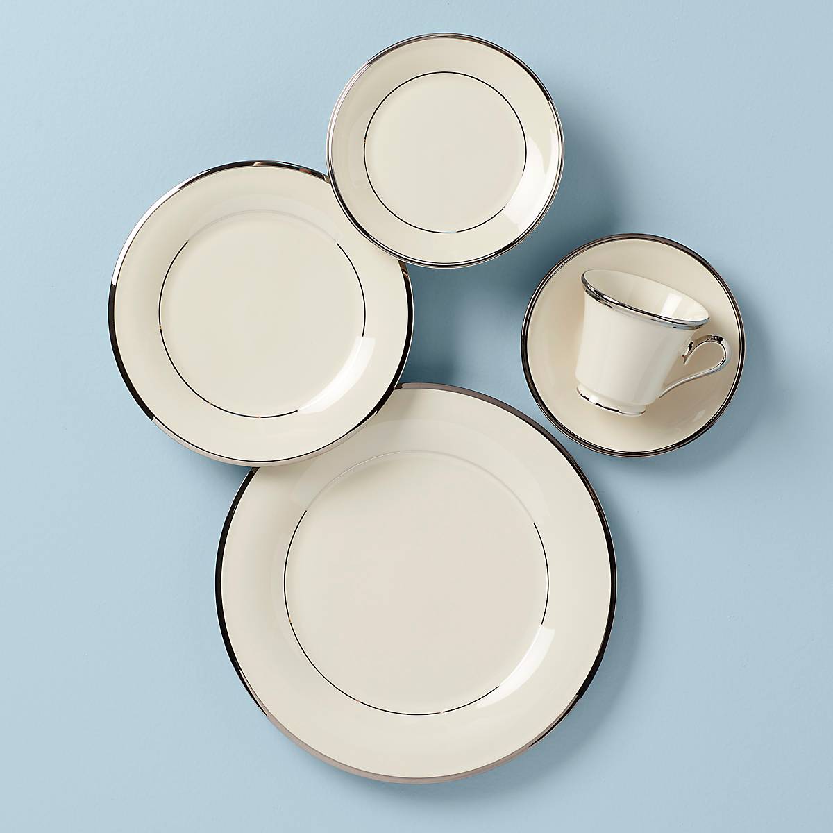 Solitaire 5-Piece Place Setting – Lenox Corporation