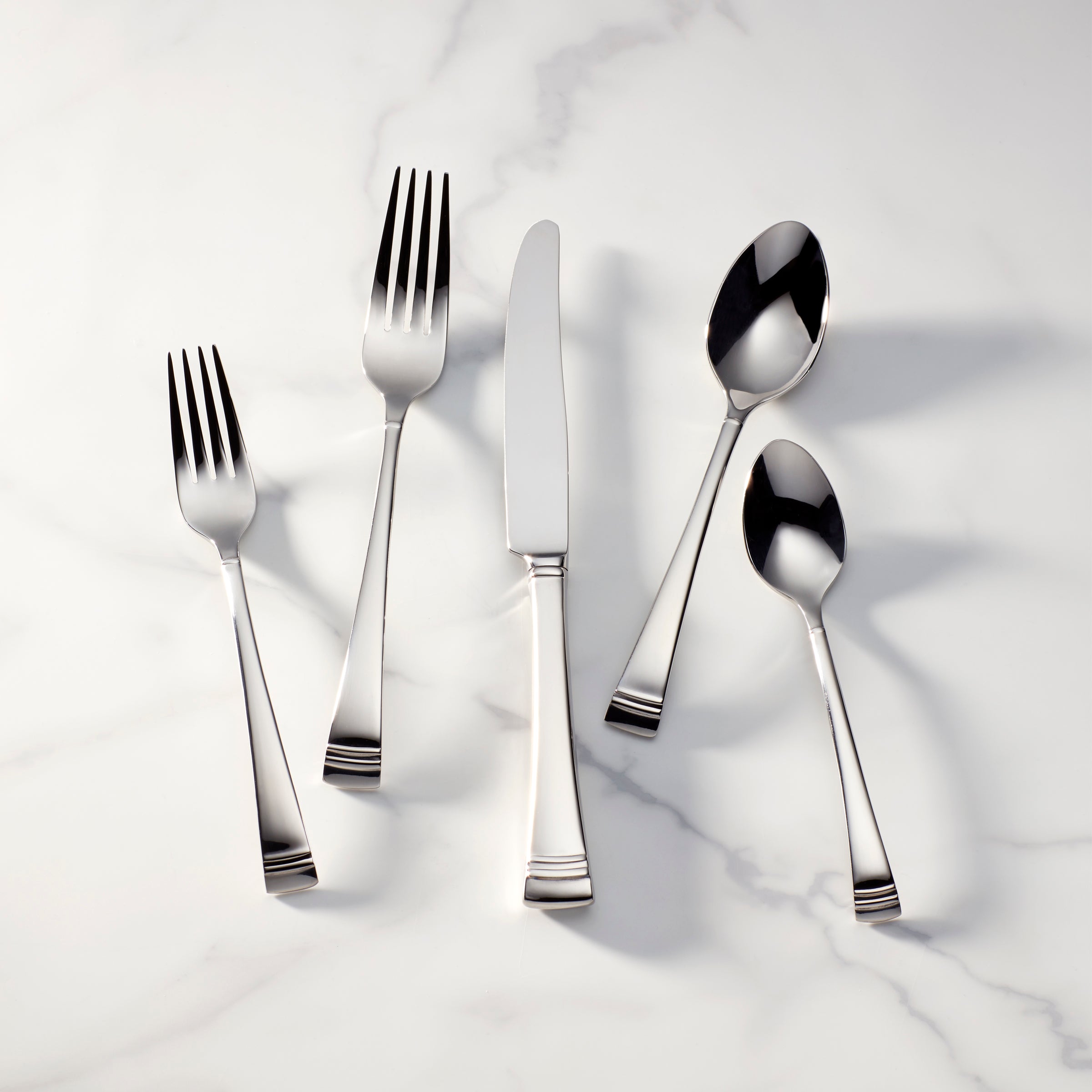 Federal Platinum 5 Piece Place Setting – Lenox Corporation