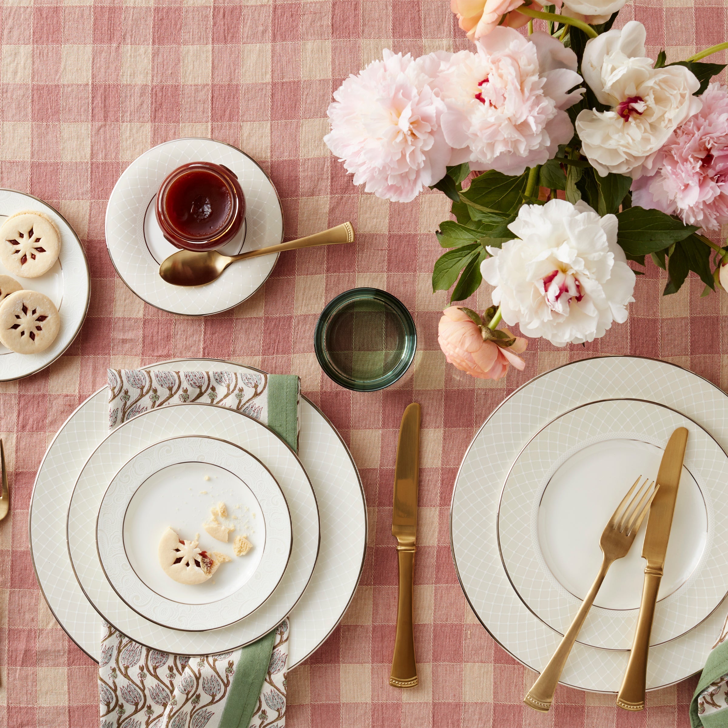 Venetian Lace 5-Piece Place Setting – Lenox Corporation