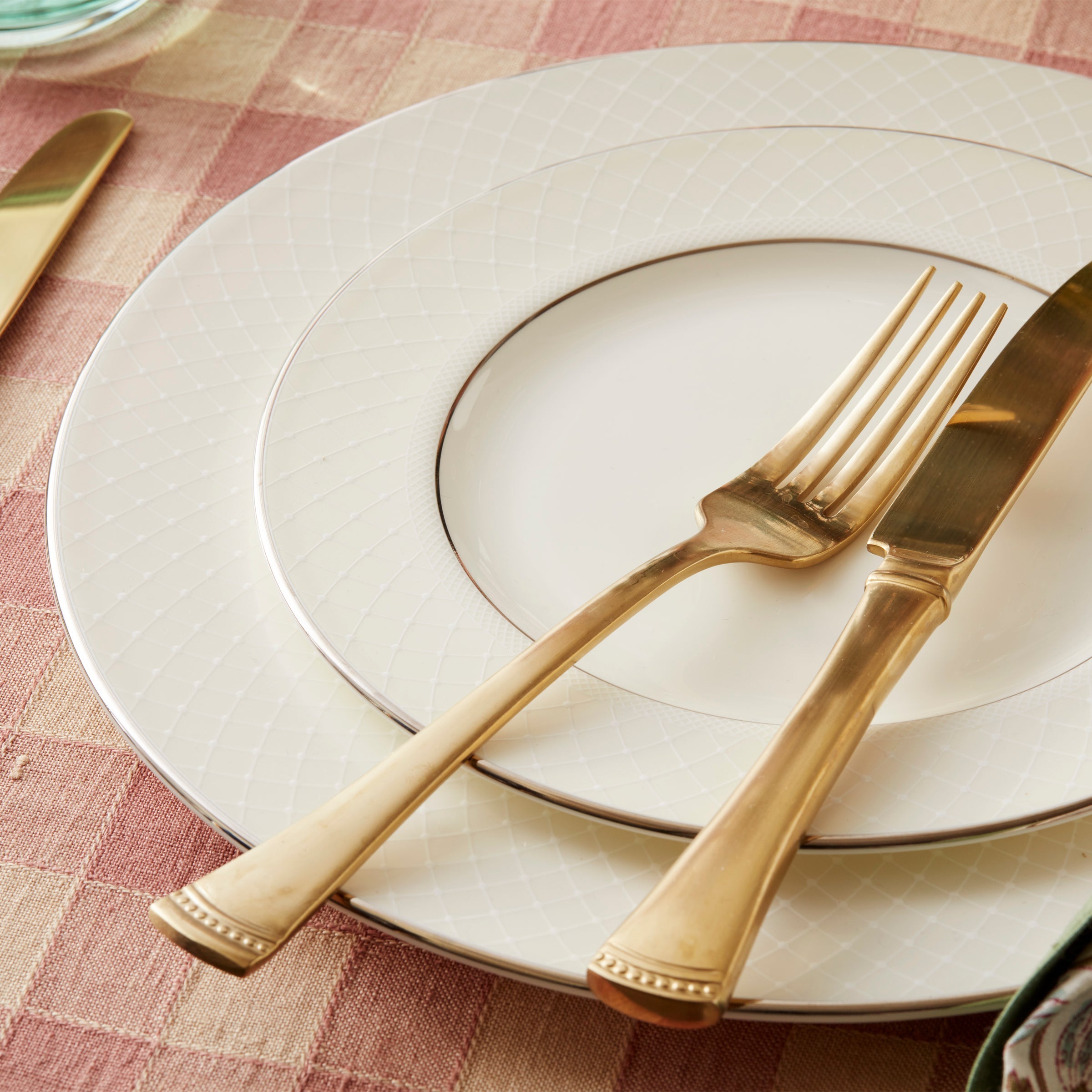 Venetian Lace 5-Piece Place Setting – Lenox Corporation