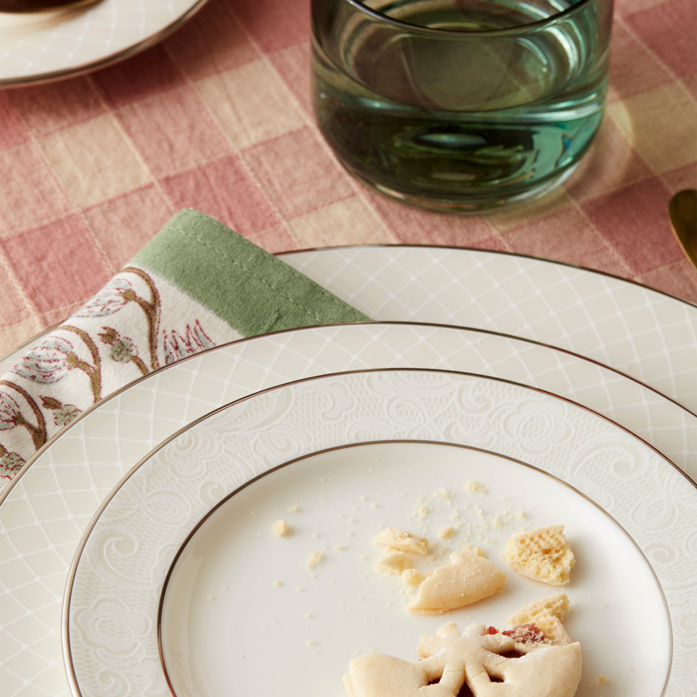 Venetian Lace 5-Piece Place Setting – Lenox Corporation