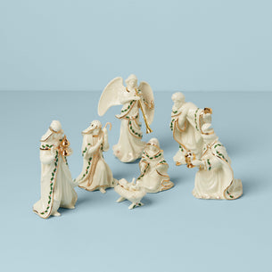 Holiday & Christmas Figurines