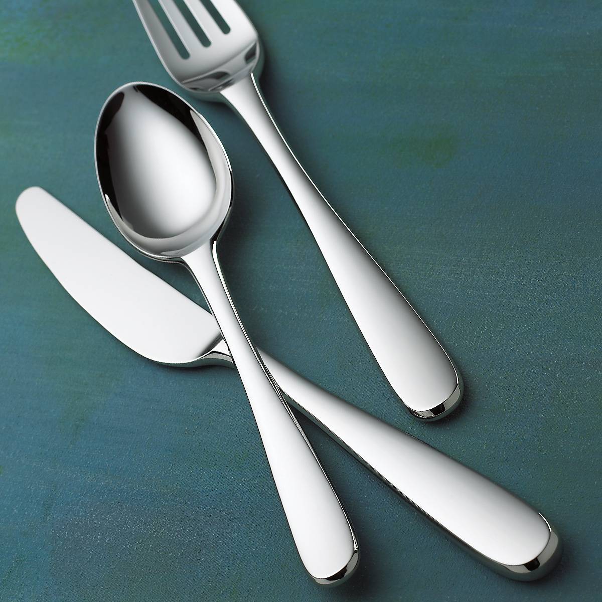 Stratton 65-Piece Flatware Set – Lenox Corporation