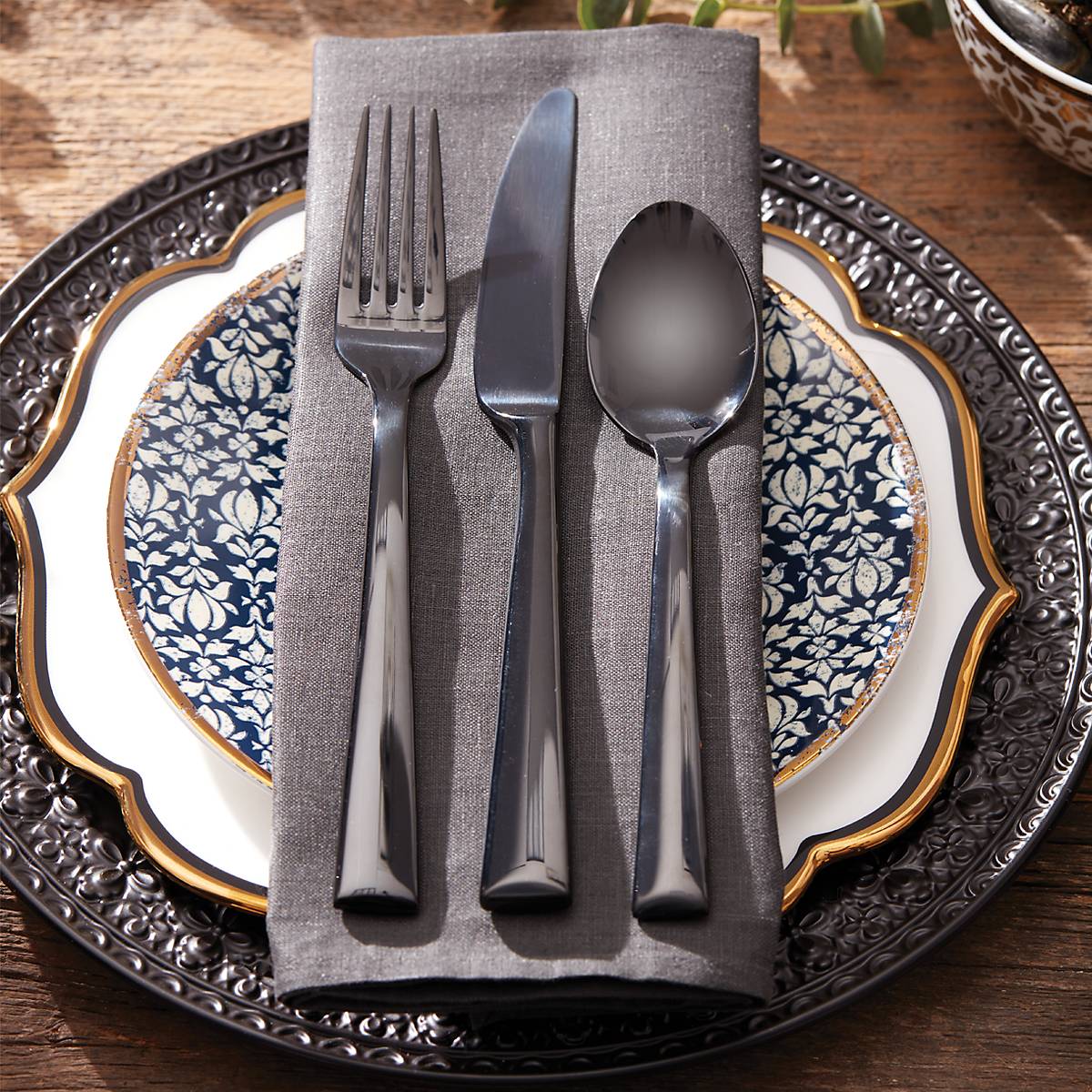 Colebrook Onyx 5-Piece Place Setting – Lenox Corporation